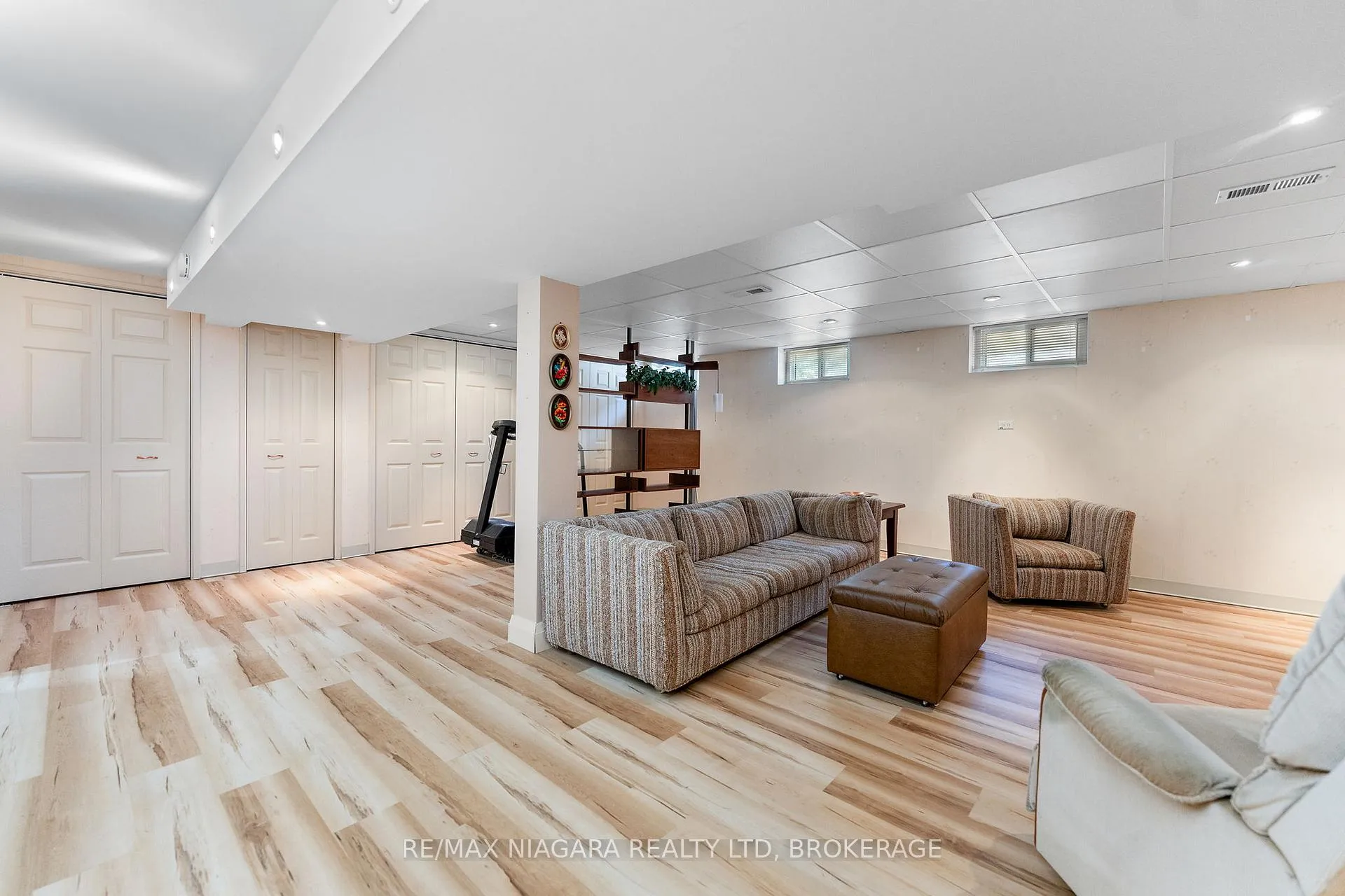 Photo 21 of 47 Windermere Road, St. Catharines, Glendale/Glenridge — HOMEH