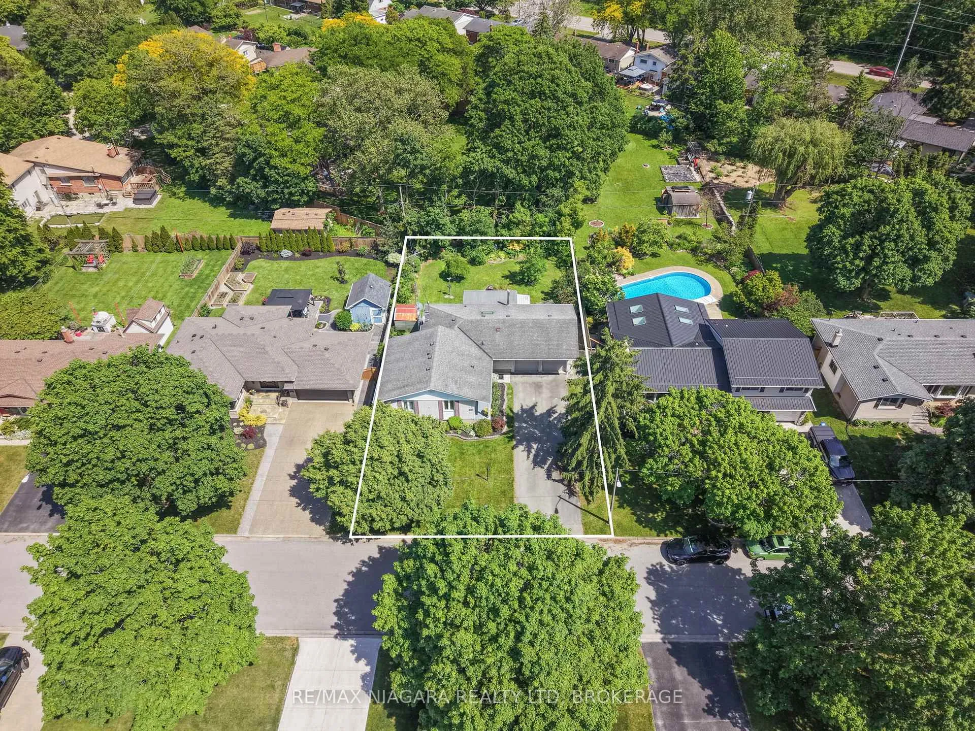 Photo 27 of 47 Windermere Road, St. Catharines, Glendale/Glenridge — HOMEH