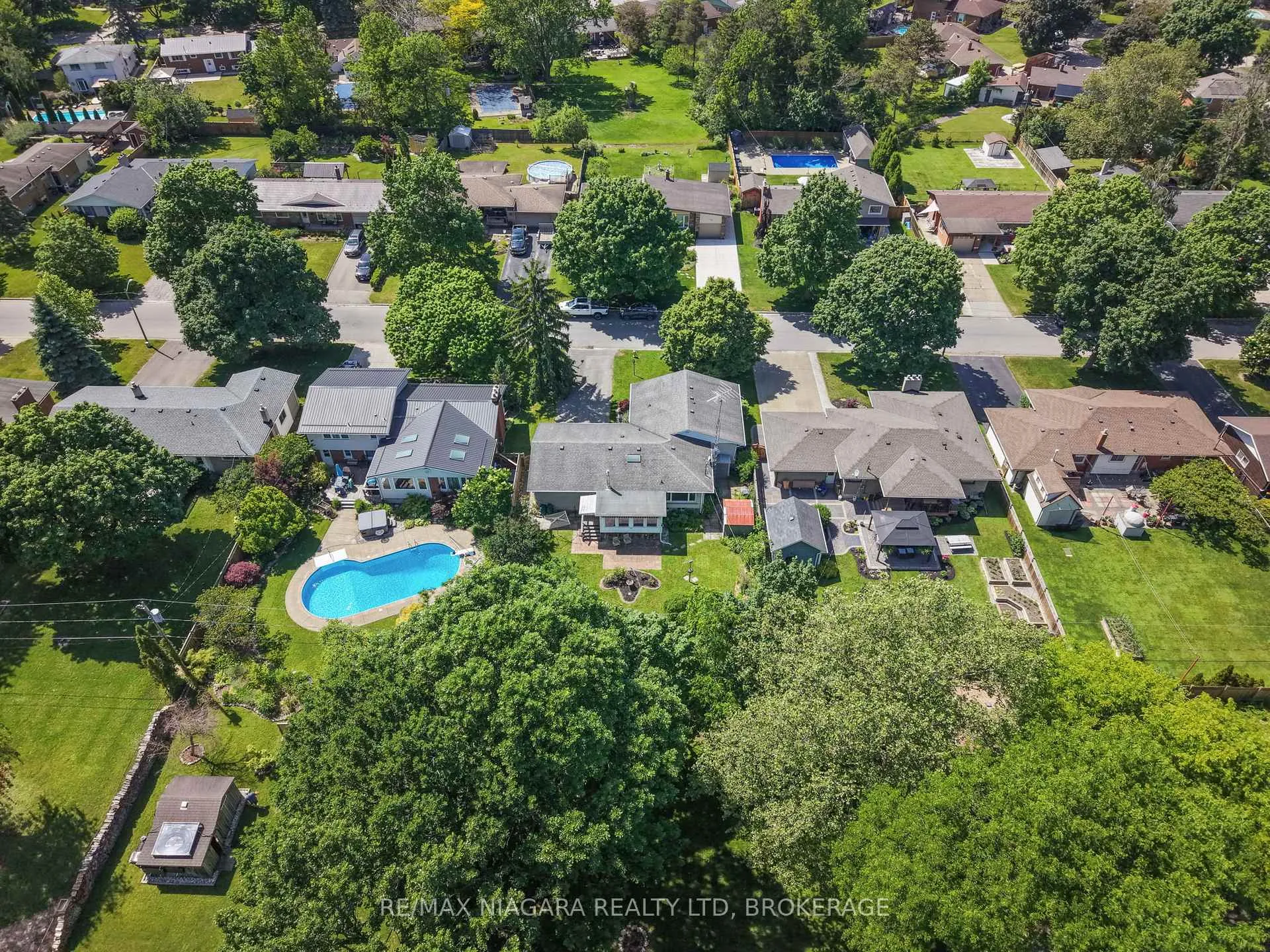 Photo 28 of 47 Windermere Road, St. Catharines, Glendale/Glenridge — HOMEH