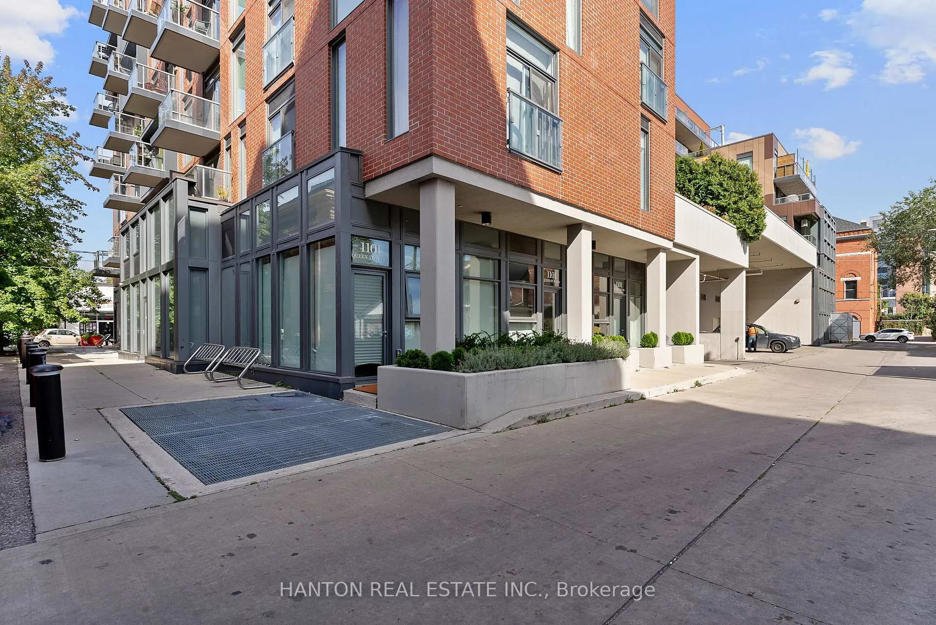 Photo of Unit 105, 106 Dovercourt Road