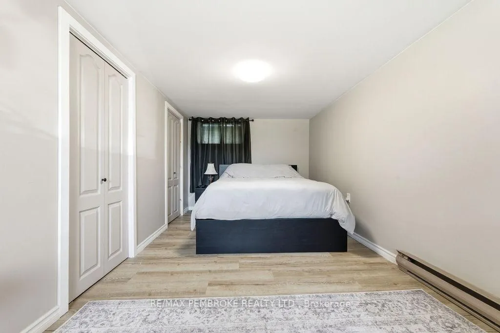 Photo 22 of 615 Lorne Street, Laurentian Valley — HOMEH