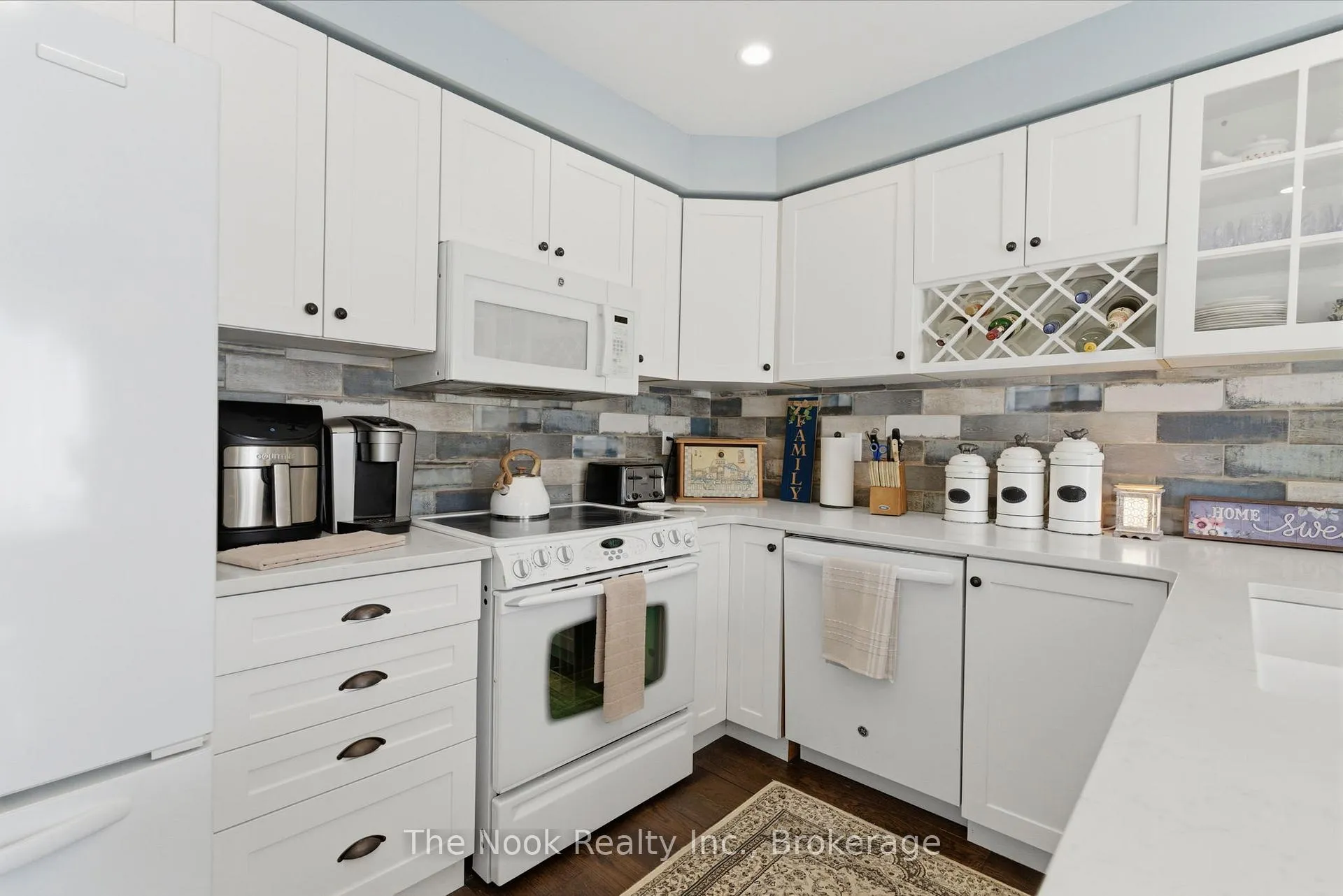 Photo 9 of 70 Beacham Crescent, Clarington, Newcastle — HOMEH