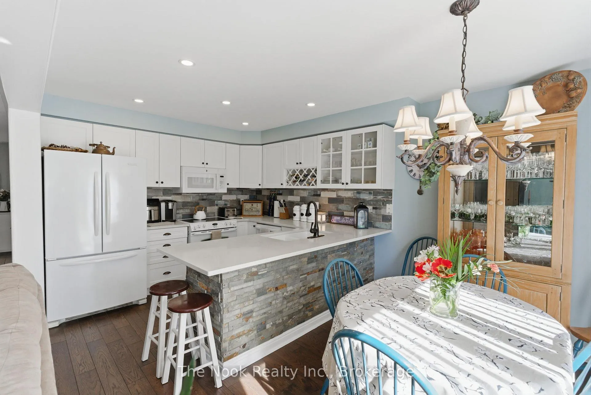 Photo 10 of 70 Beacham Crescent, Clarington, Newcastle — HOMEH