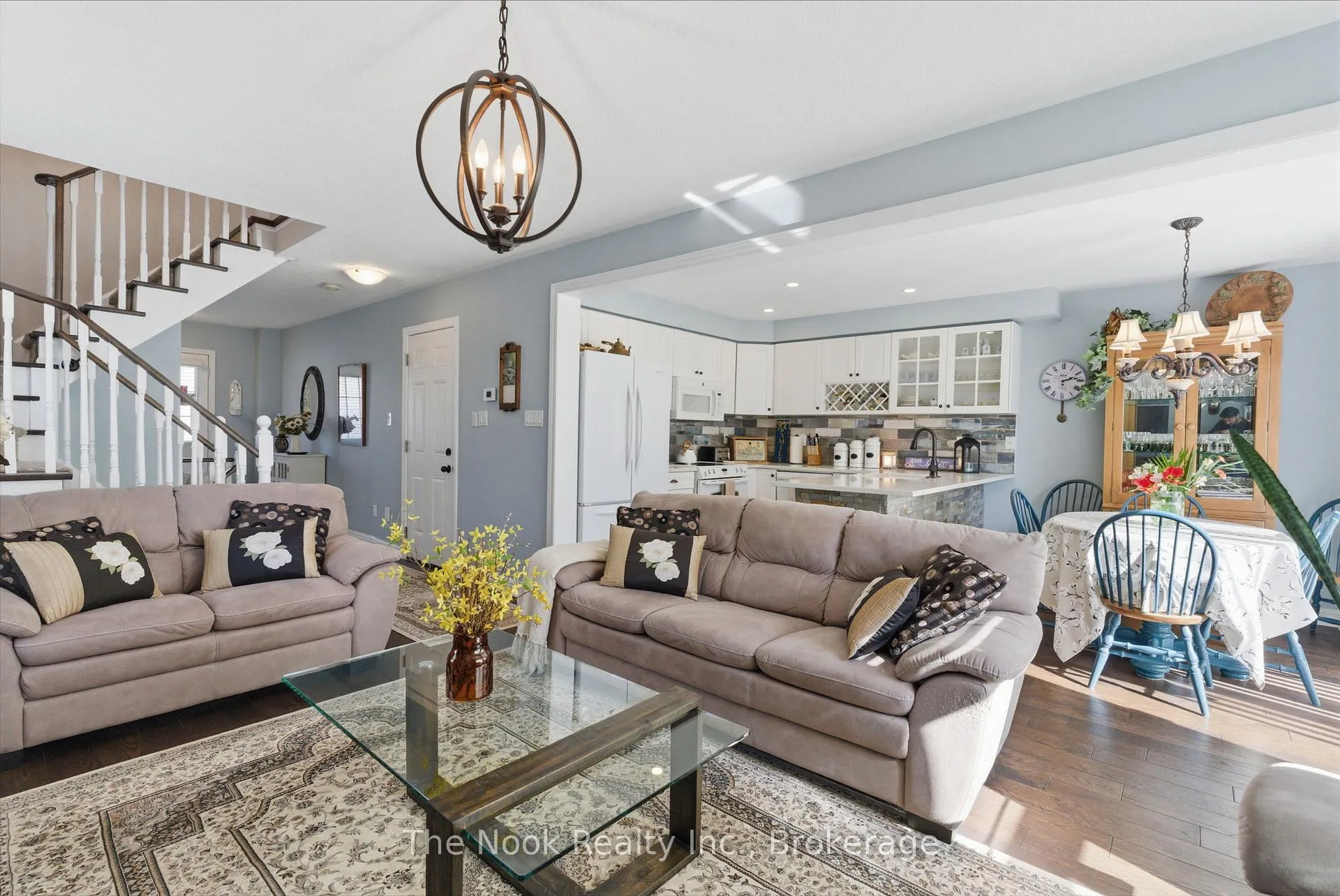 Photo 13 of 70 Beacham Crescent, Clarington, Newcastle — HOMEH