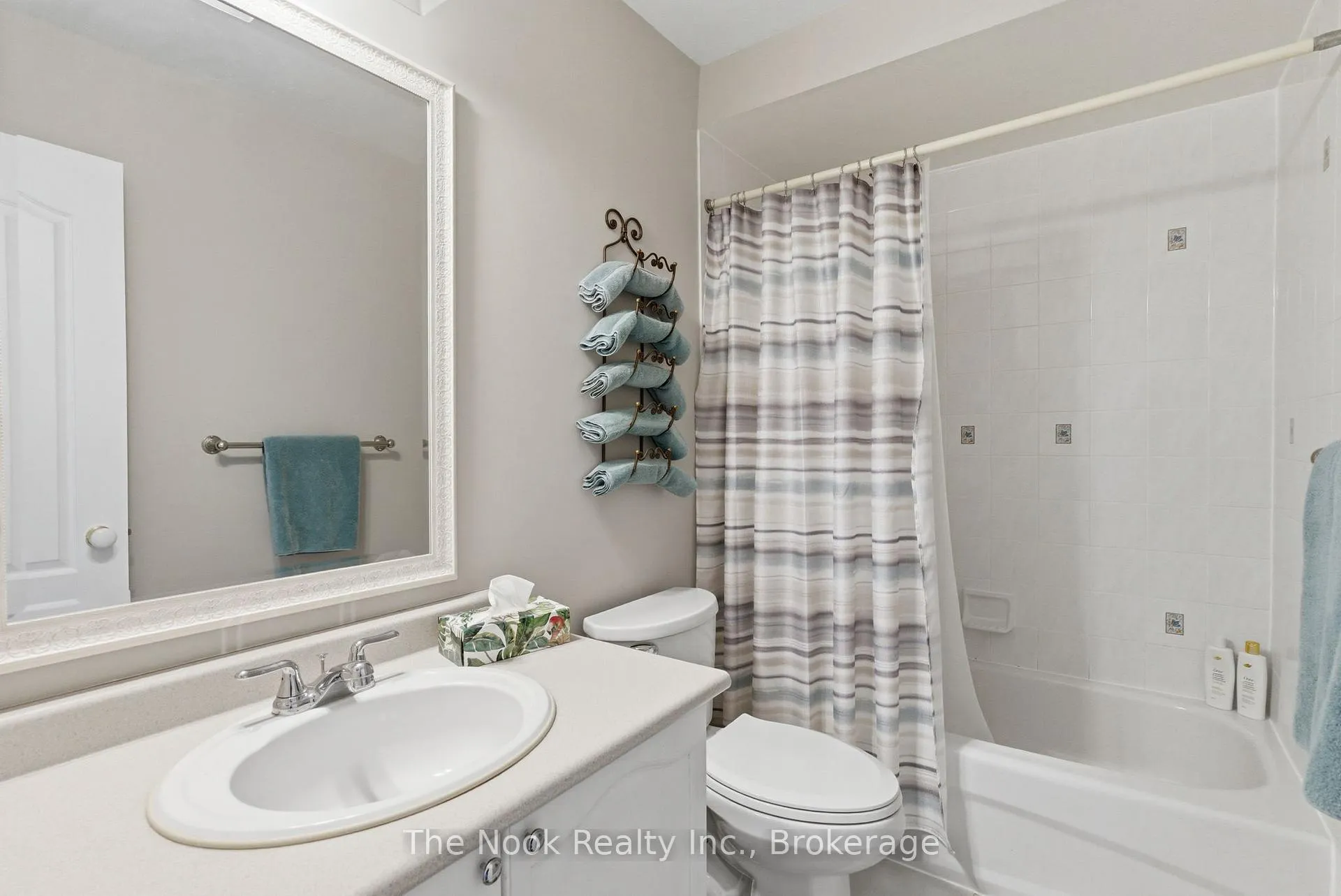 Photo 28 of 70 Beacham Crescent, Clarington, Newcastle — HOMEH