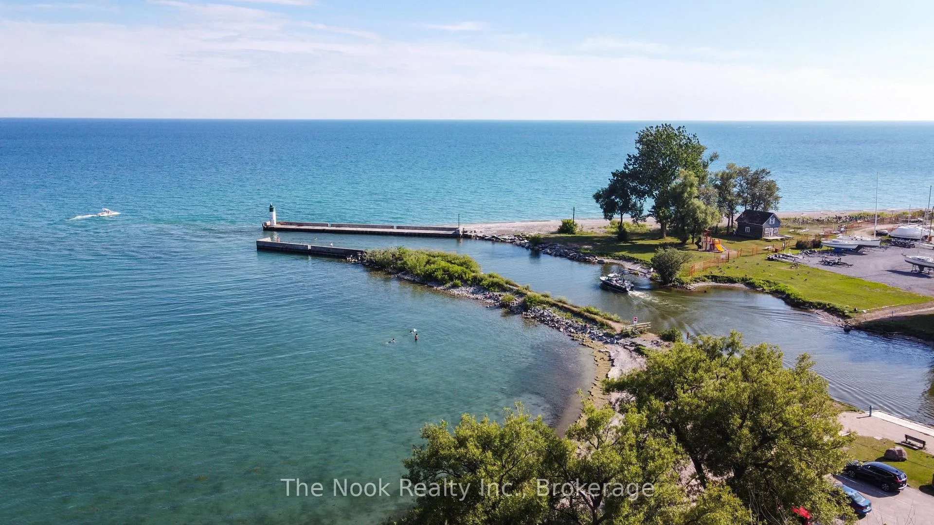 Photo 37 of 70 Beacham Crescent, Clarington, Newcastle — HOMEH