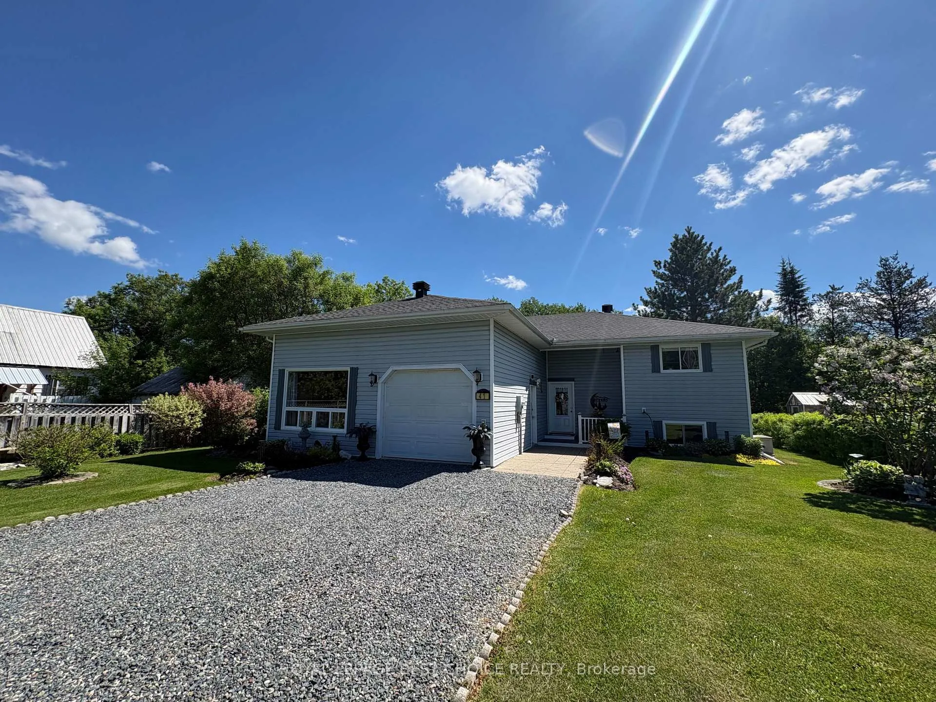 Photo 2 of 41 First Street, Englehart — HOMEH