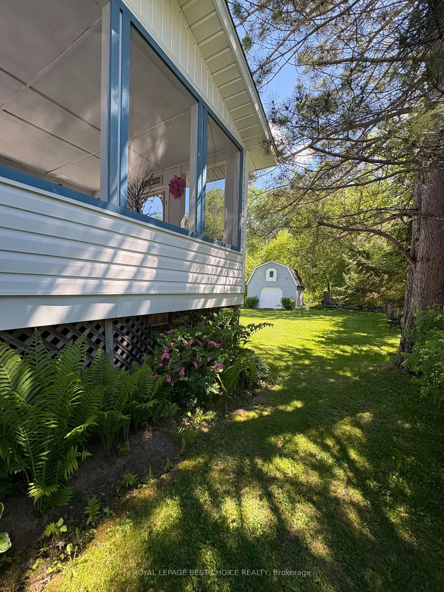 Photo 5 of 41 First Street, Englehart — HOMEH