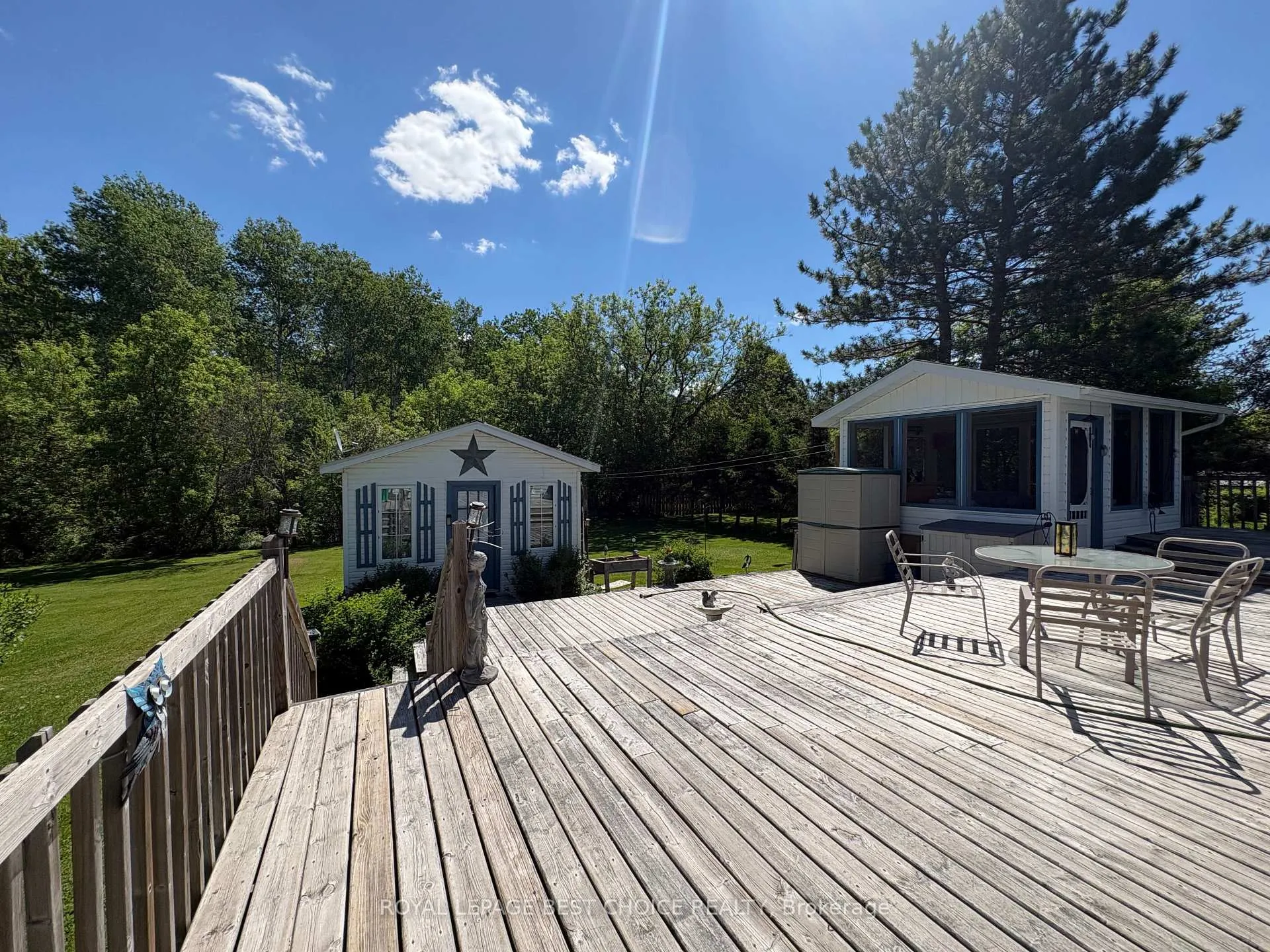 Photo 9 of 41 First Street, Englehart — HOMEH