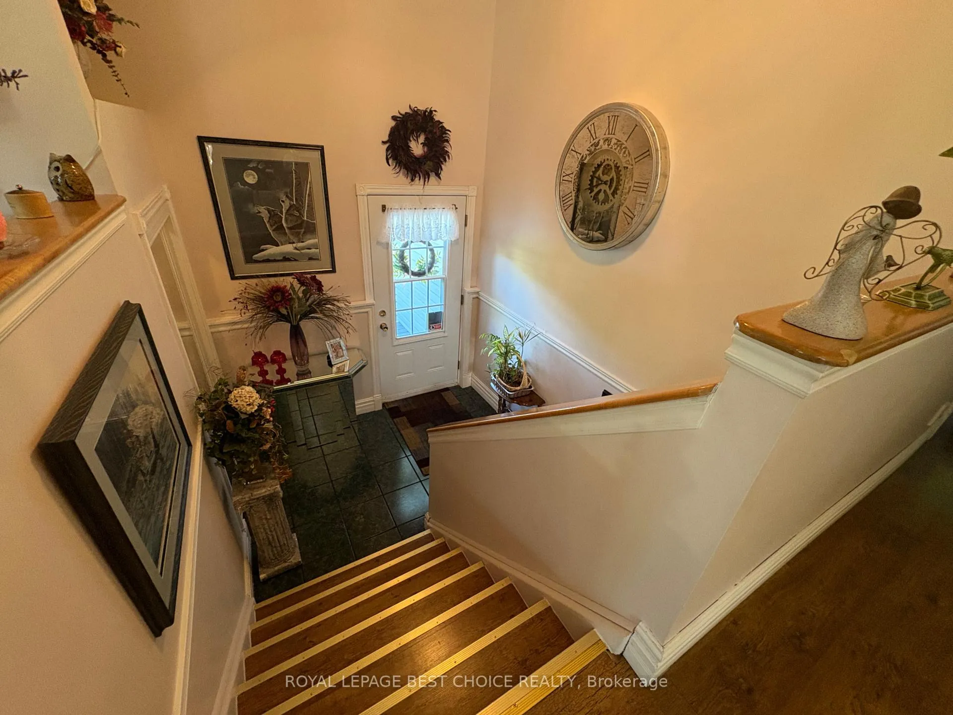 Photo 16 of 41 First Street, Englehart — HOMEH