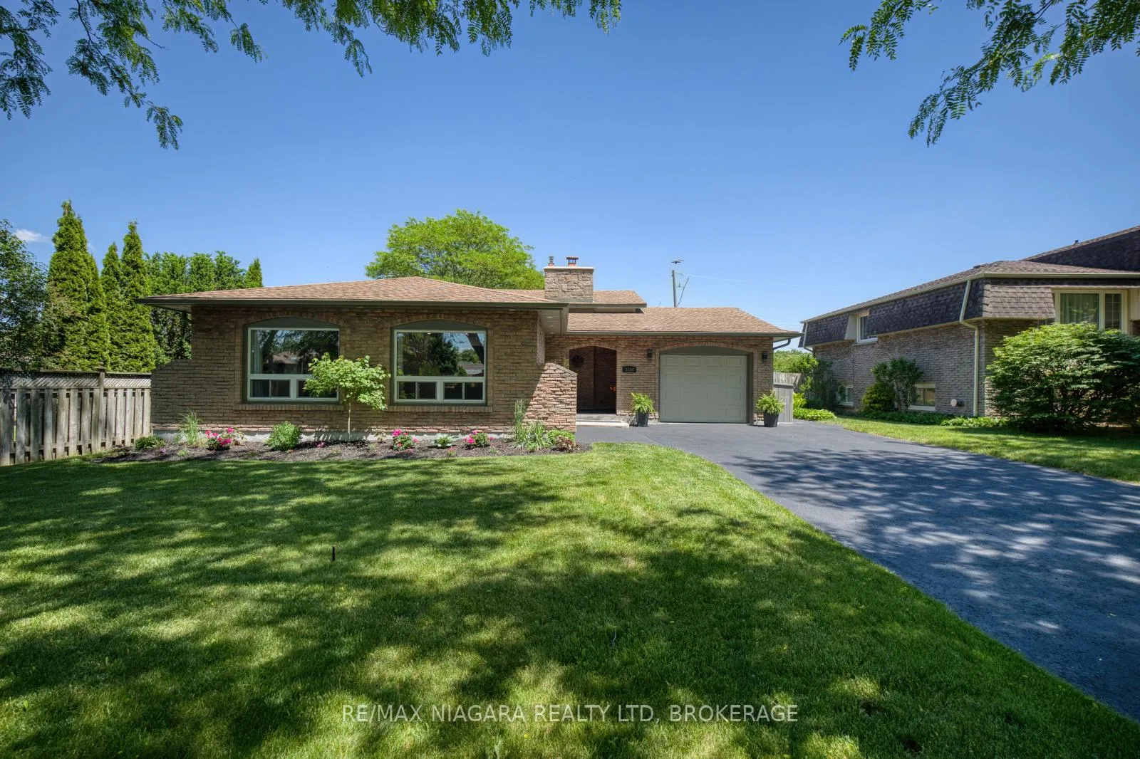 Photo 1 of 3100 Rapelje Street, Niagara Falls, Chippawa — HOMEH