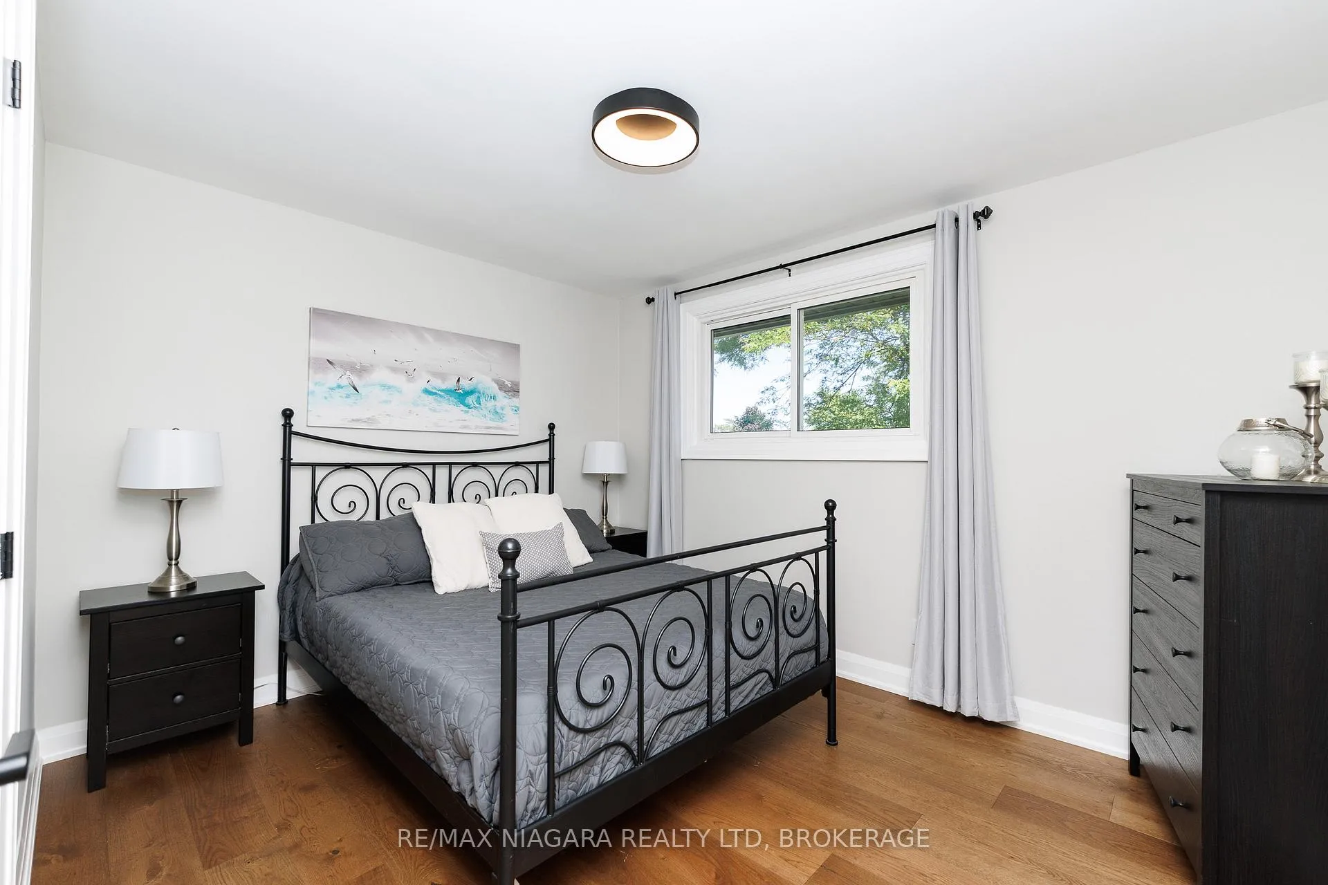 Photo 10 of 3100 Rapelje Street, Niagara Falls, Chippawa — HOMEH