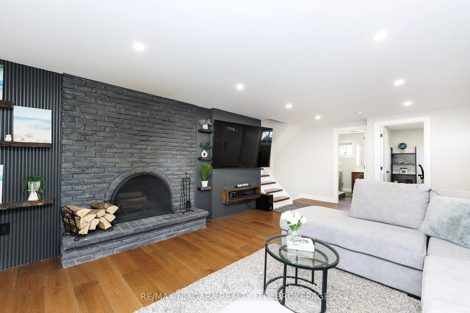 Photo 14 of 3100 Rapelje Street, Niagara Falls, Chippawa — HOMEH