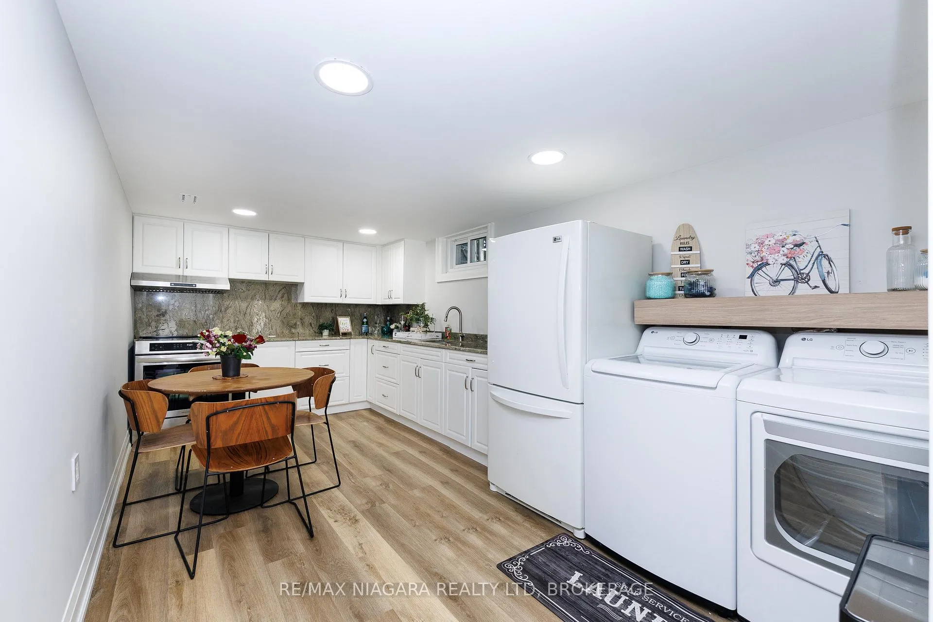 Photo 18 of 3100 Rapelje Street, Niagara Falls, Chippawa — HOMEH