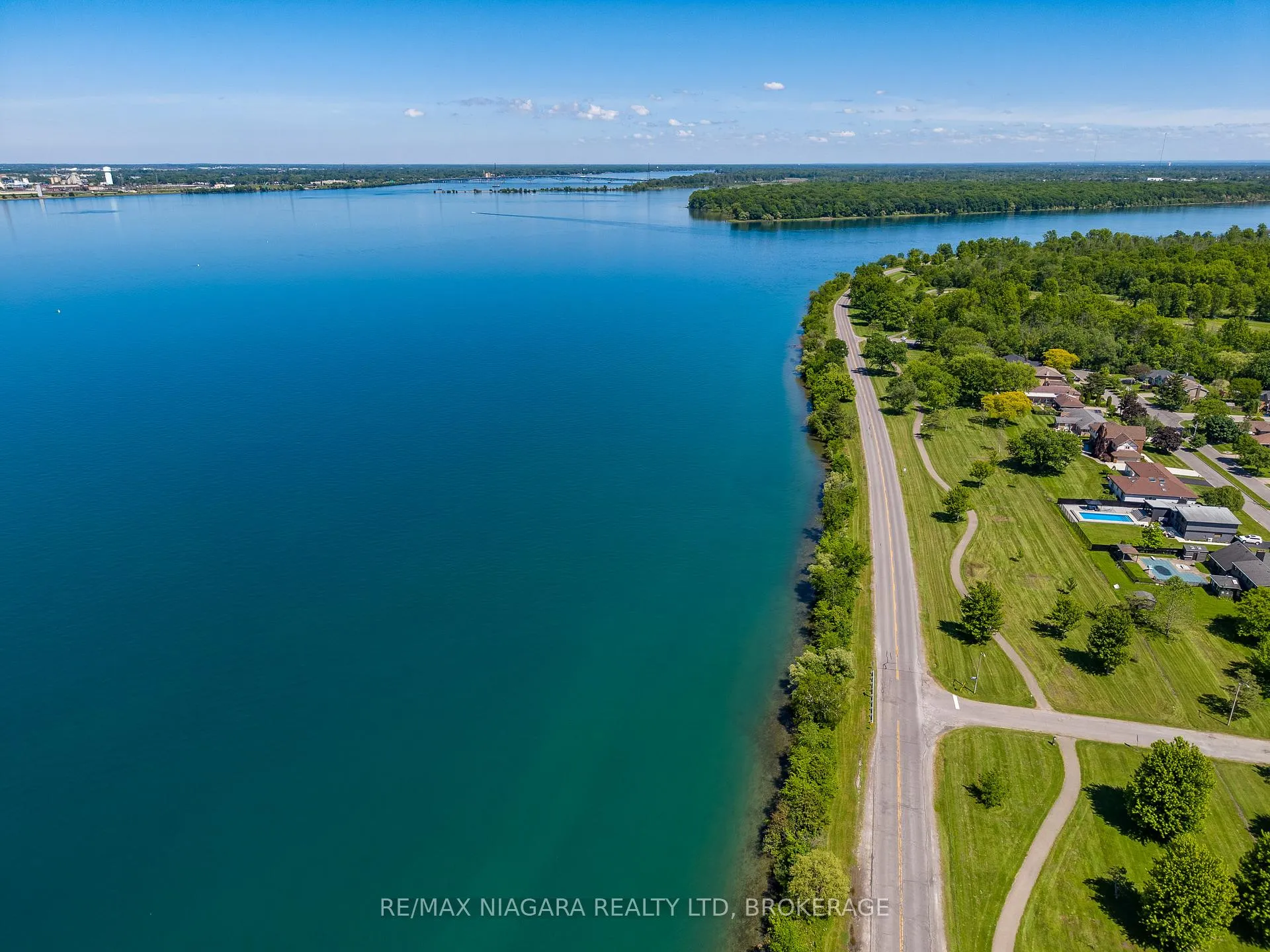 Photo 34 of 3100 Rapelje Street, Niagara Falls, Chippawa — HOMEH
