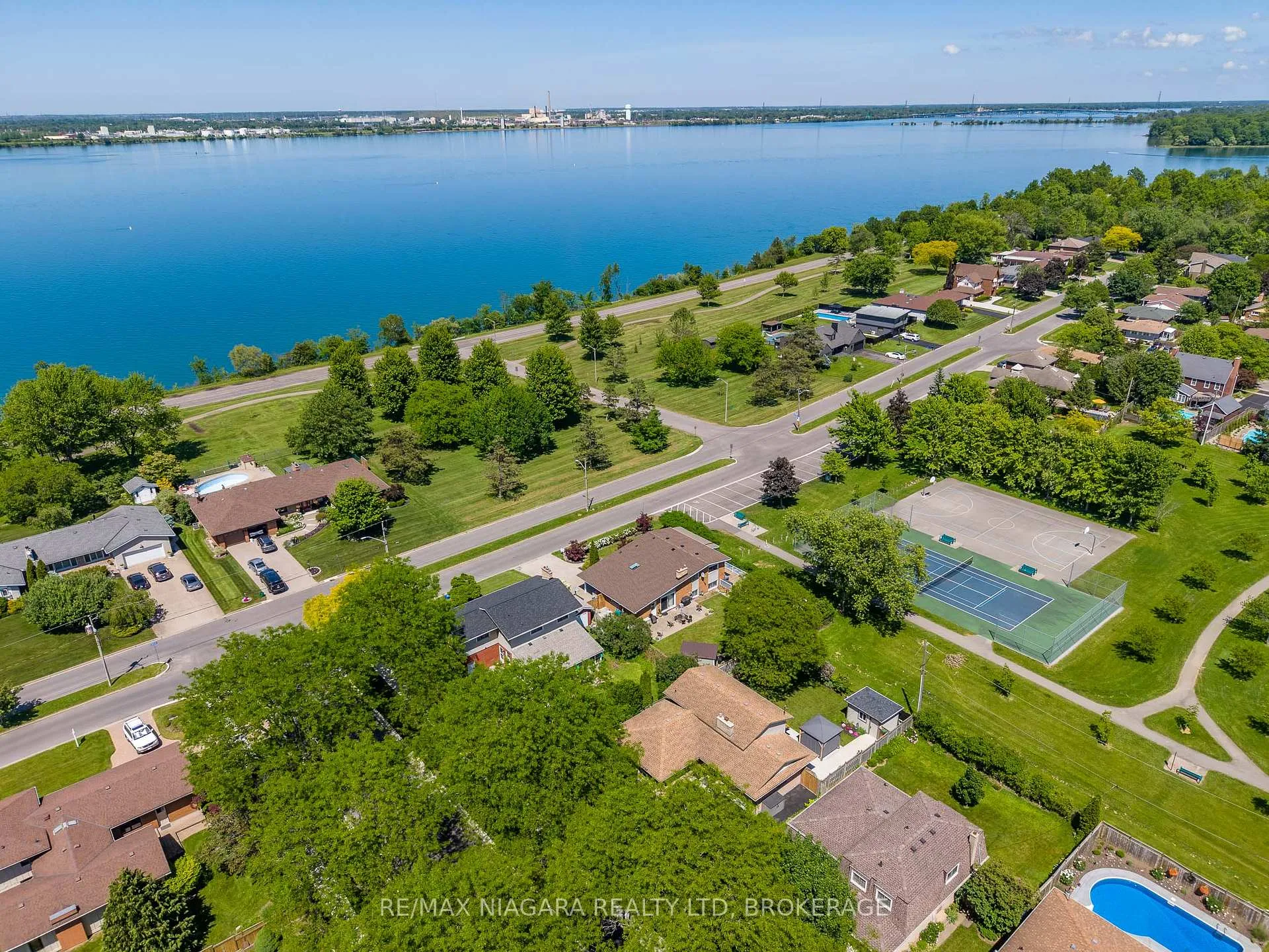 Photo 36 of 3100 Rapelje Street, Niagara Falls, Chippawa — HOMEH