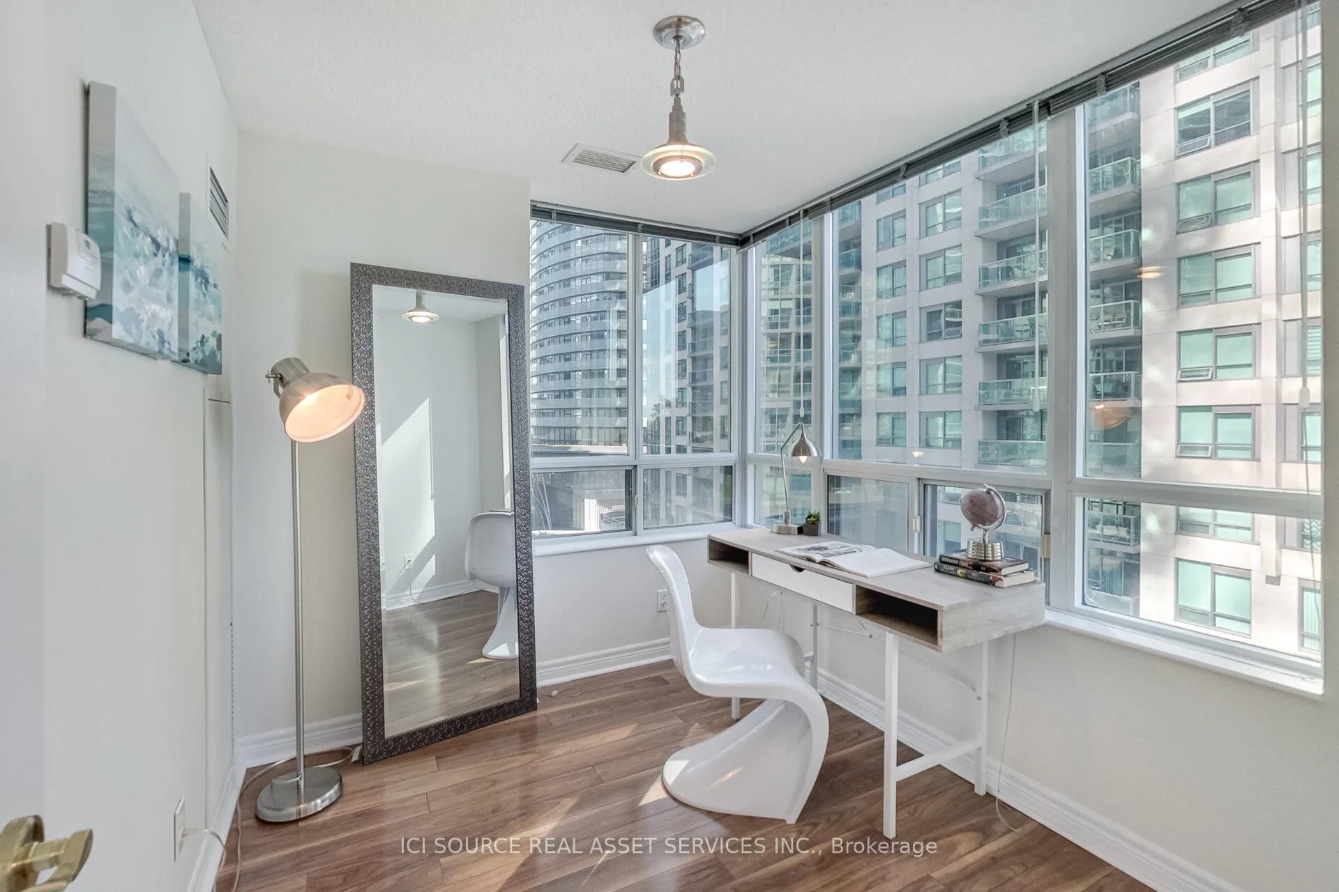 Photo 1 of Unit 607, 51 Lower Simcoe Street, Toronto, Waterfront Communities — HOMEH