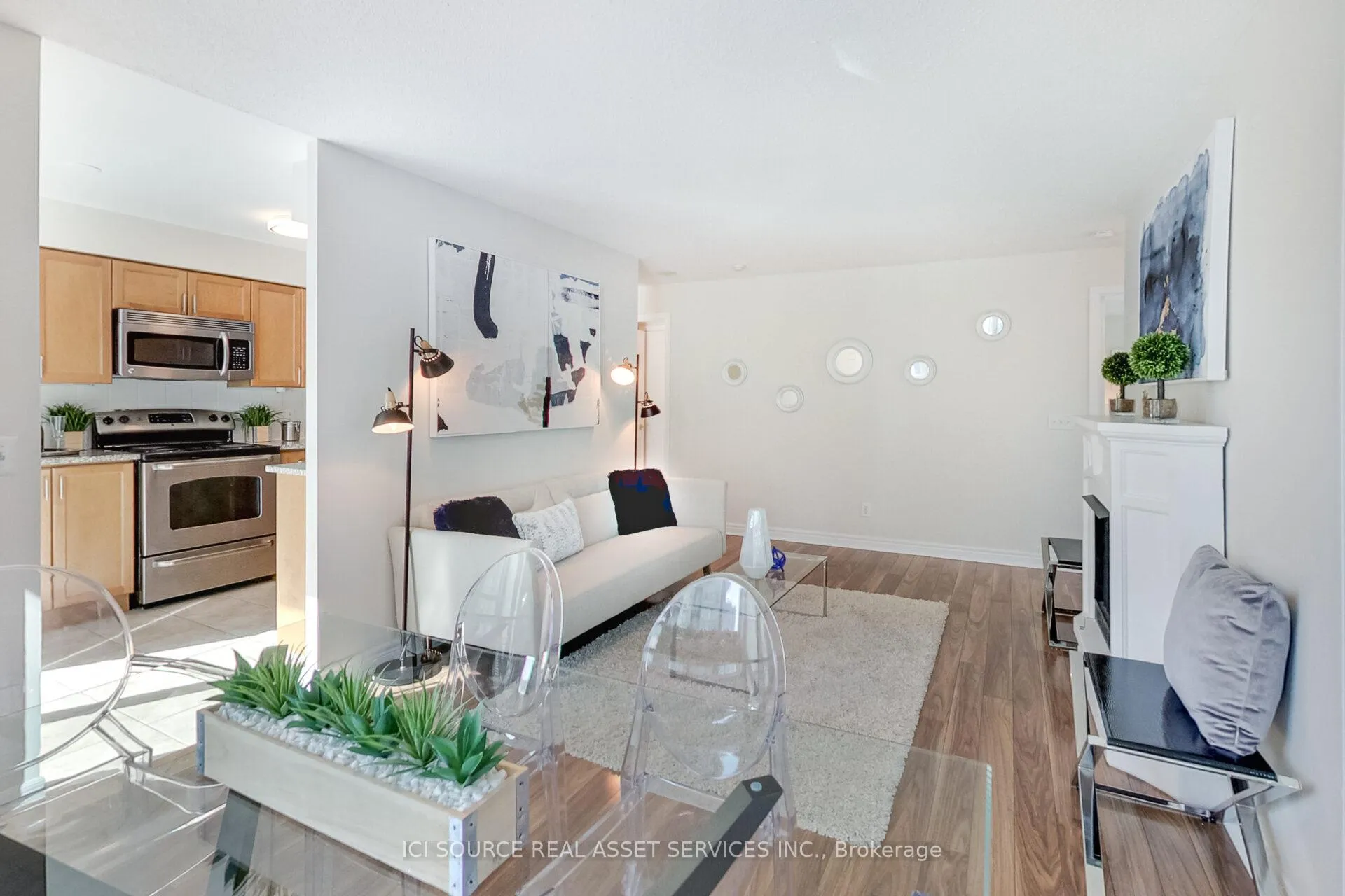 Photo 3 of Unit 607, 51 Lower Simcoe Street, Toronto, Waterfront Communities — HOMEH
