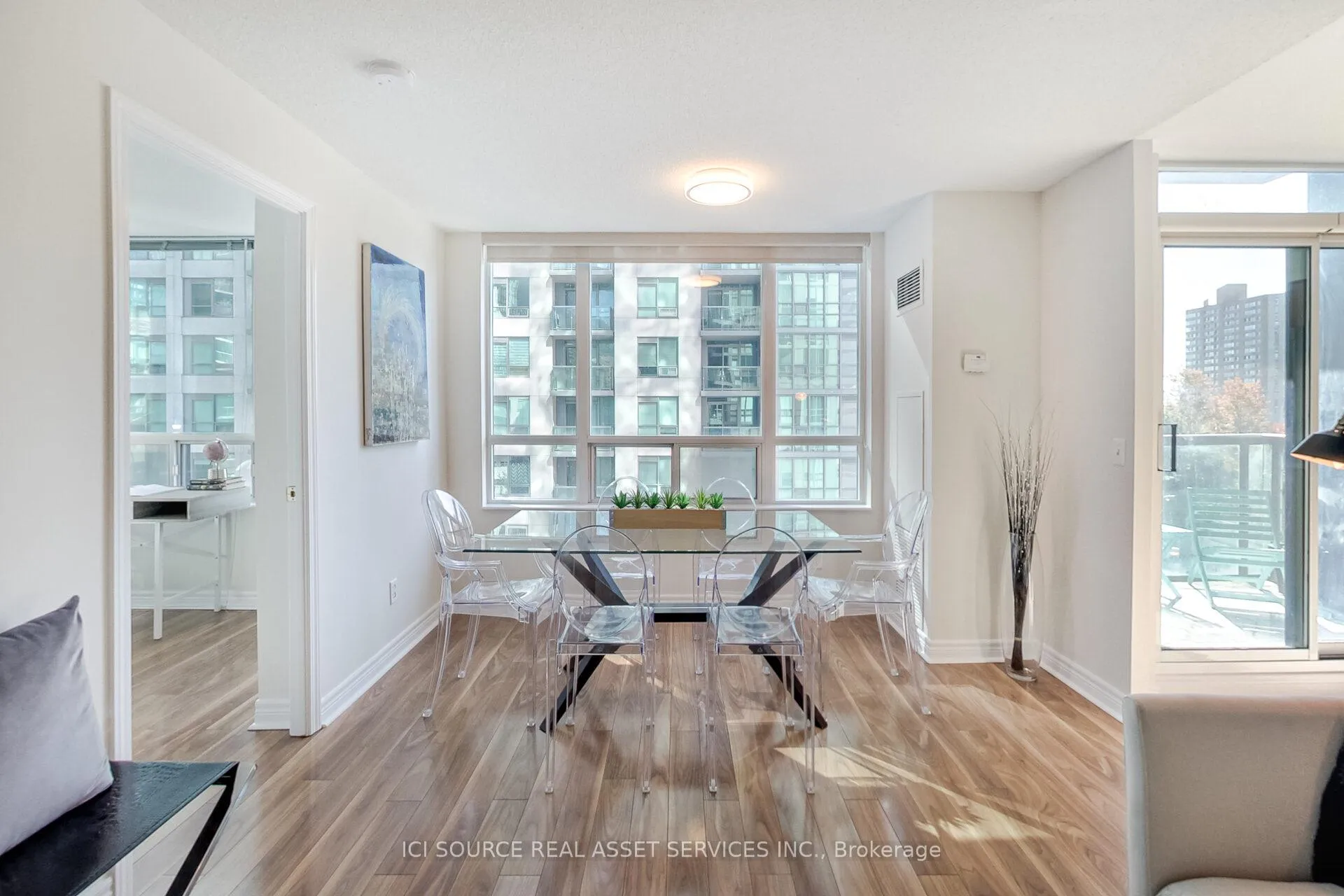 Photo 7 of Unit 607, 51 Lower Simcoe Street, Toronto, Waterfront Communities — HOMEH
