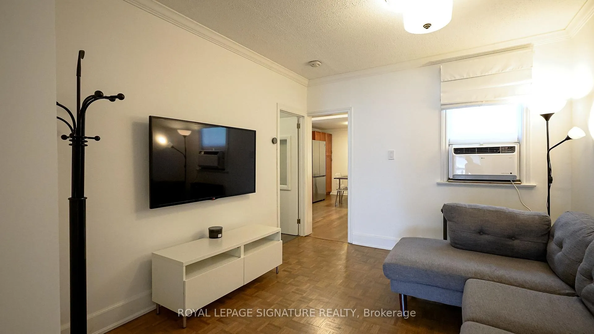 Photo 5 of Unit Main, 30 Preston Road, Toronto, Caledonia-Fairbank — HOMEH