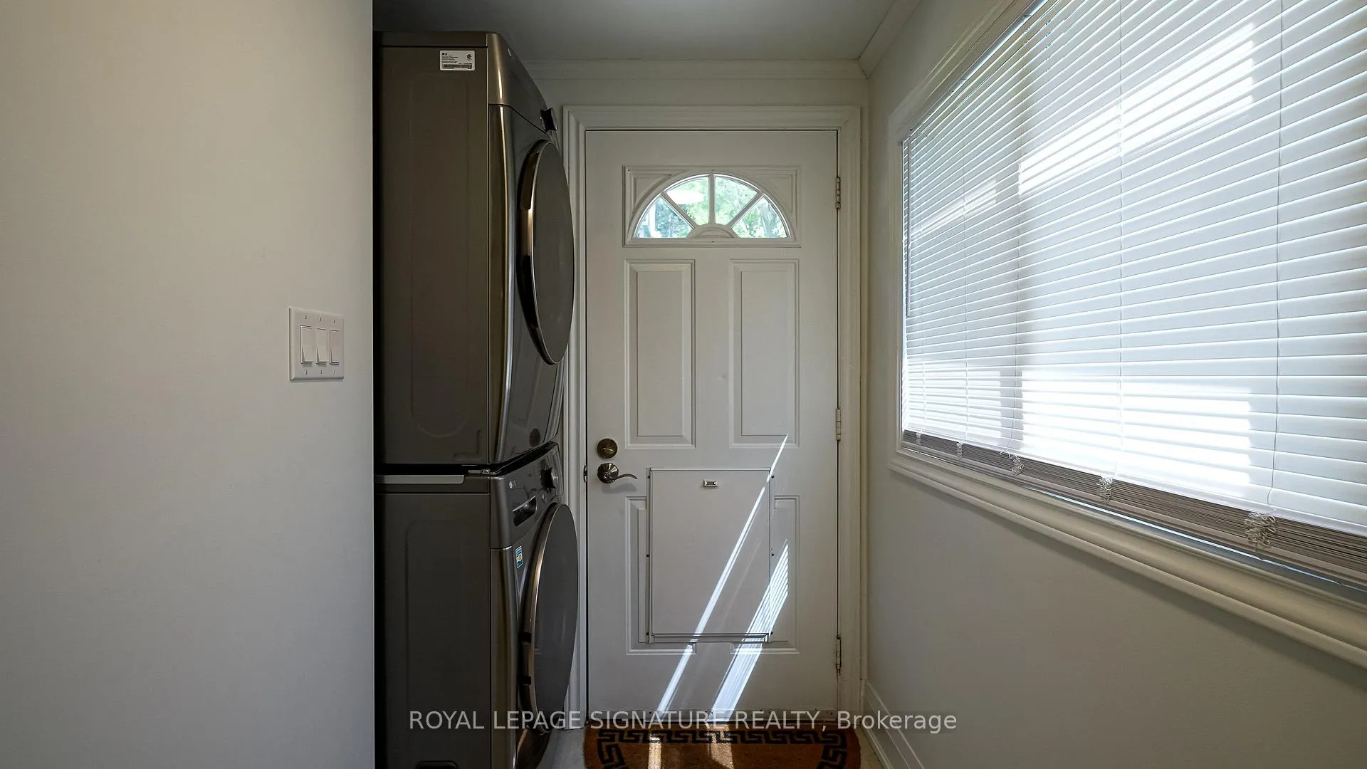 Photo 12 of Unit Main, 30 Preston Road, Toronto, Caledonia-Fairbank — HOMEH