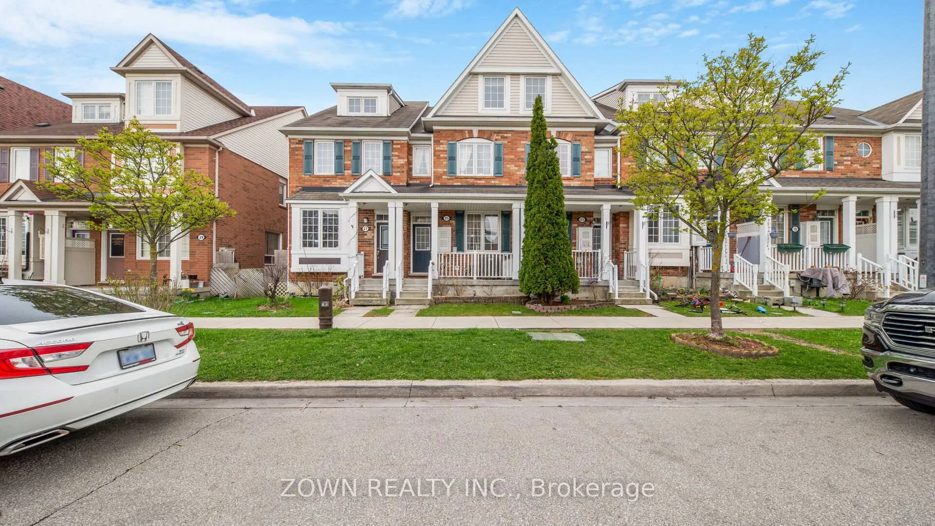 Photo 2 of 25 Cheetah Crescent, Scarborough, Rouge — HOMEH