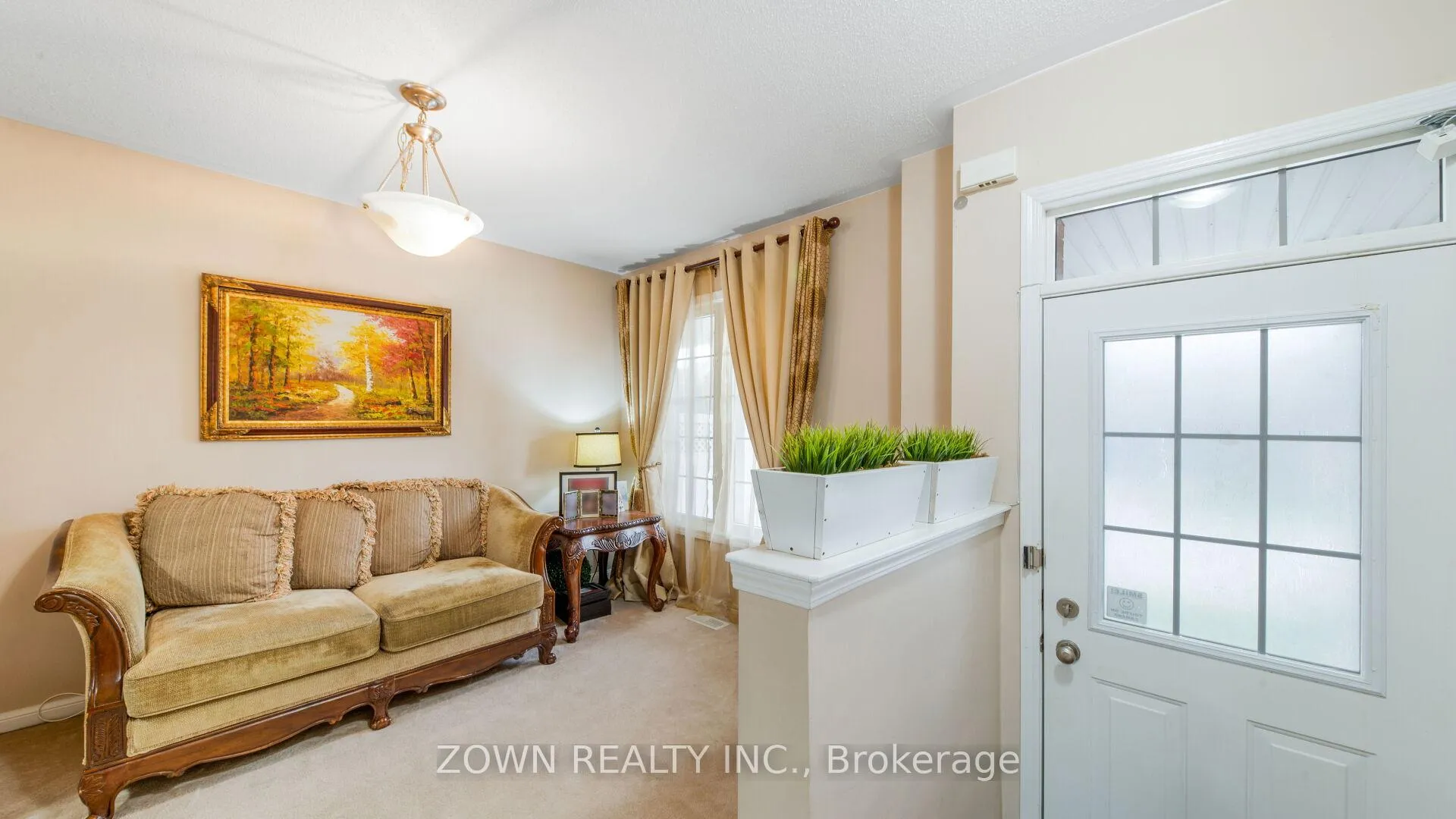 Photo 5 of 25 Cheetah Crescent, Scarborough, Rouge — HOMEH