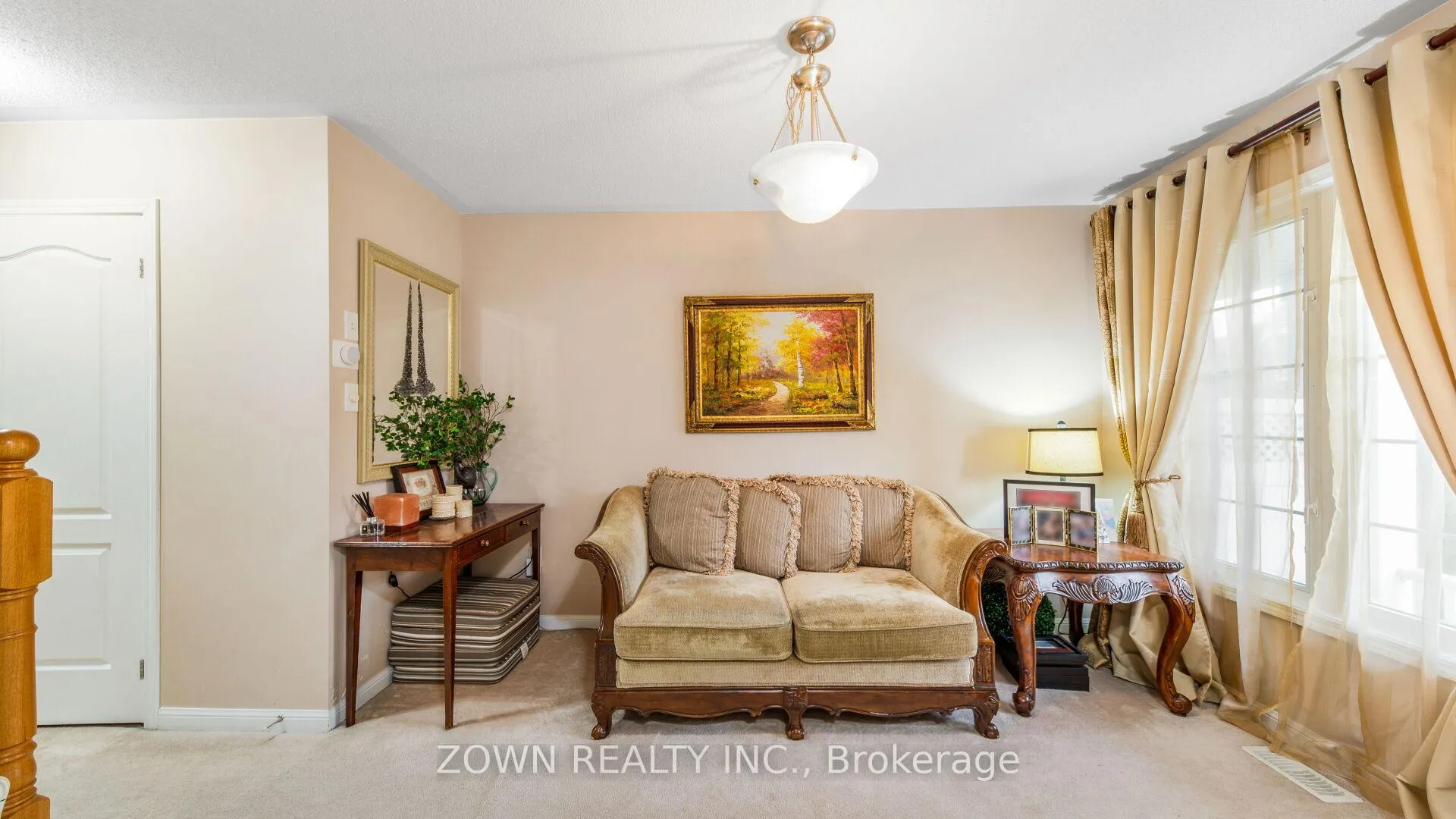 Photo 6 of 25 Cheetah Crescent, Scarborough, Rouge — HOMEH