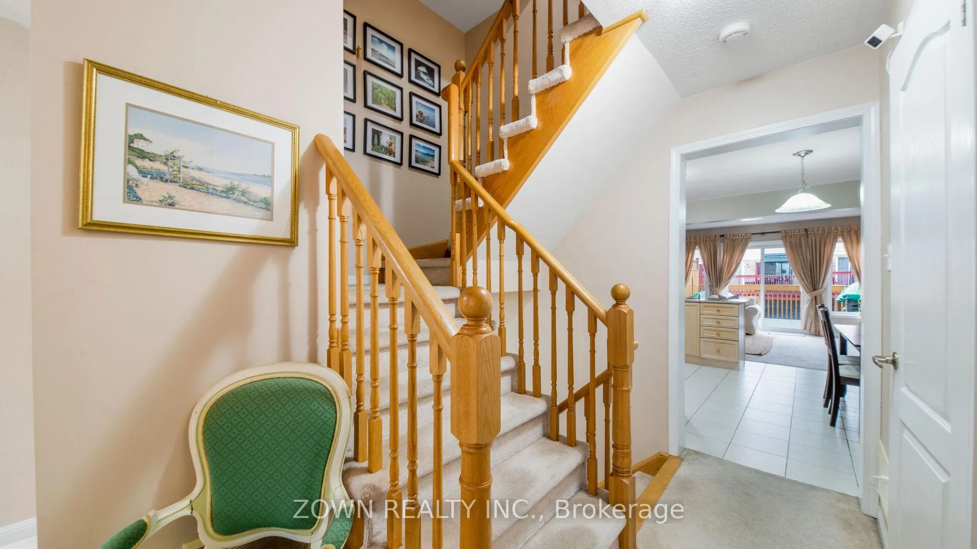 Photo 10 of 25 Cheetah Crescent, Scarborough, Rouge — HOMEH