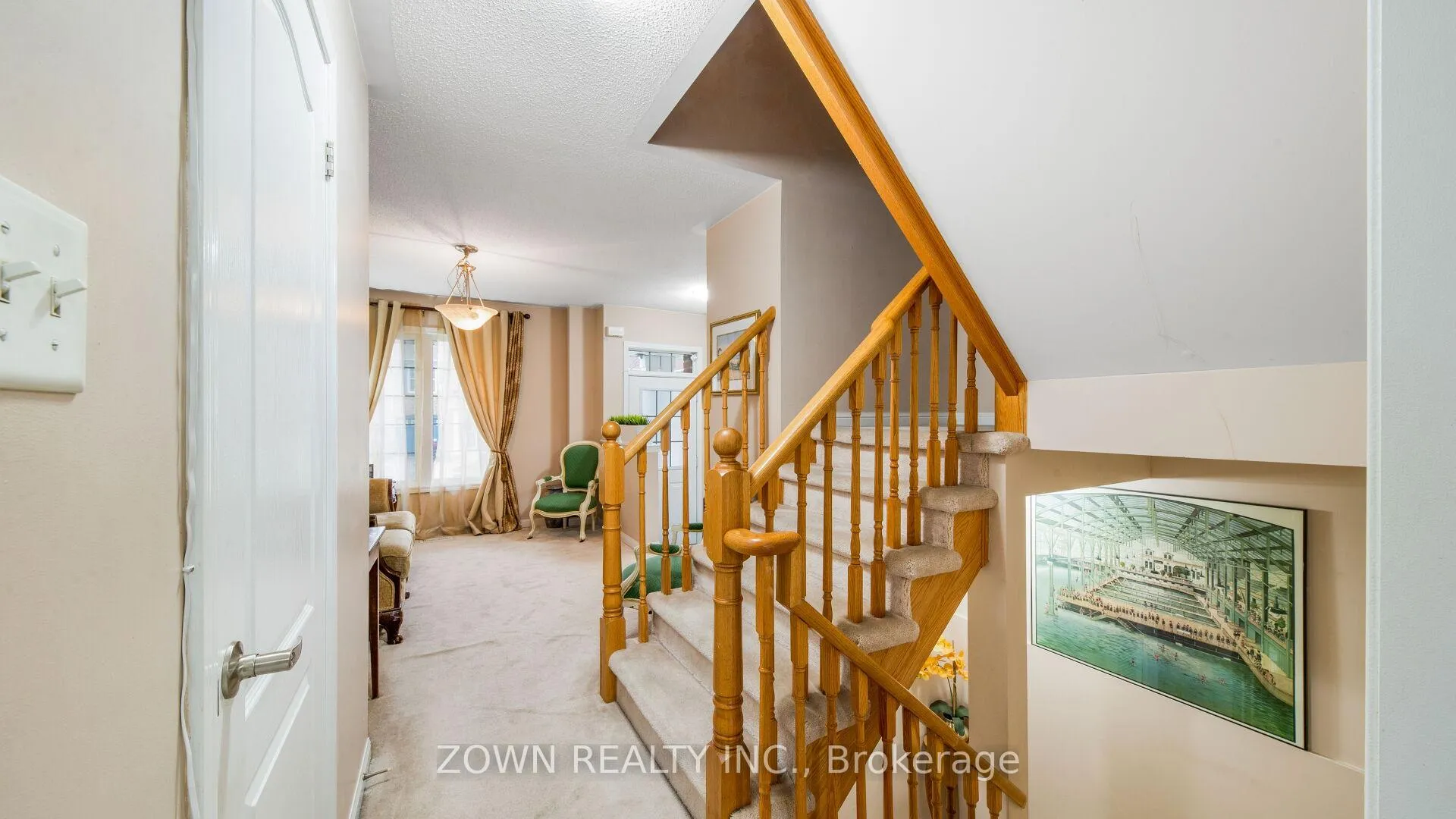 Photo 12 of 25 Cheetah Crescent, Scarborough, Rouge — HOMEH