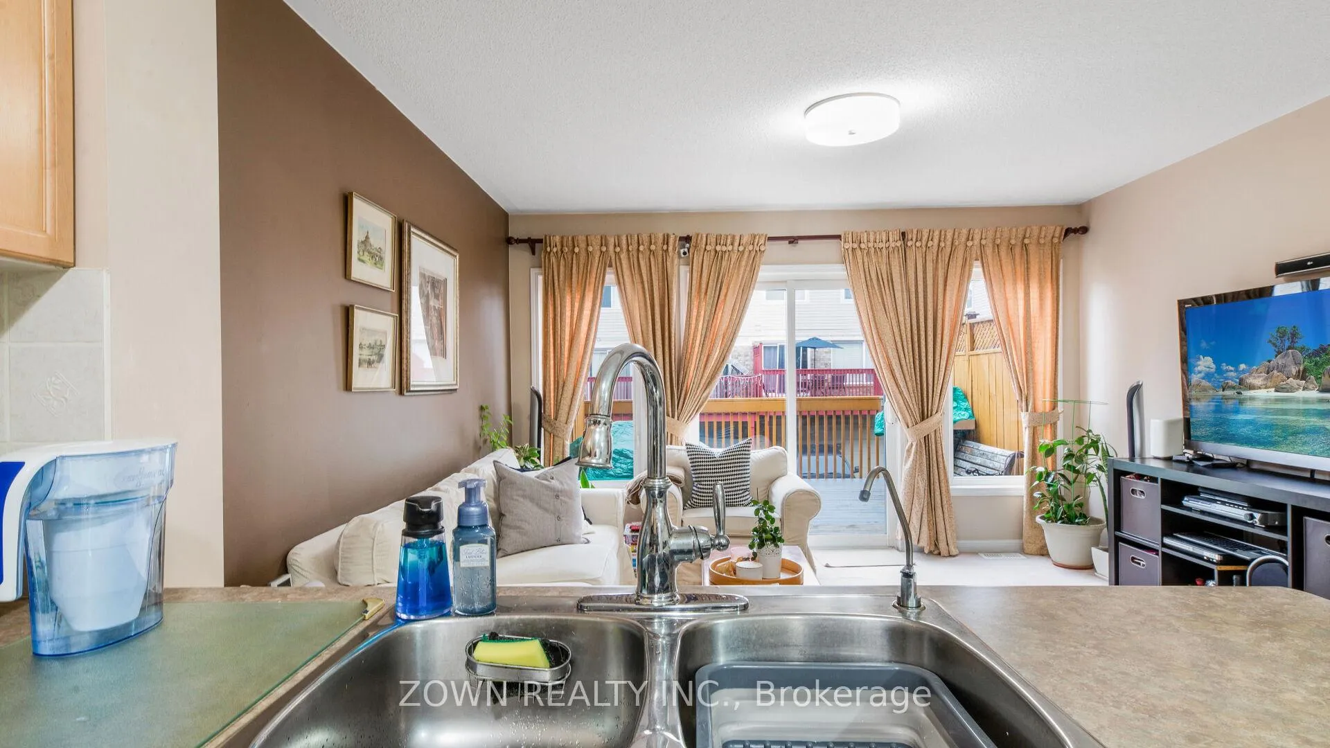Photo 18 of 25 Cheetah Crescent, Scarborough, Rouge — HOMEH