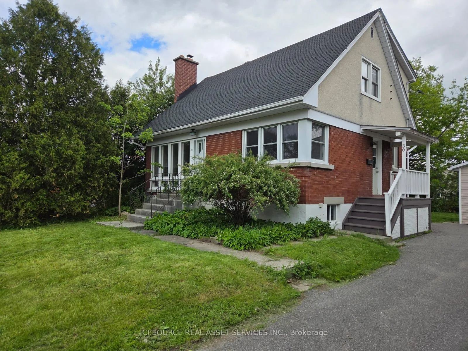 Photo 1 of 30 Sunnycrest Drive, Ottawa, City View/Skyline/Fisher Heights/Parkwood Hills — HOMEH
