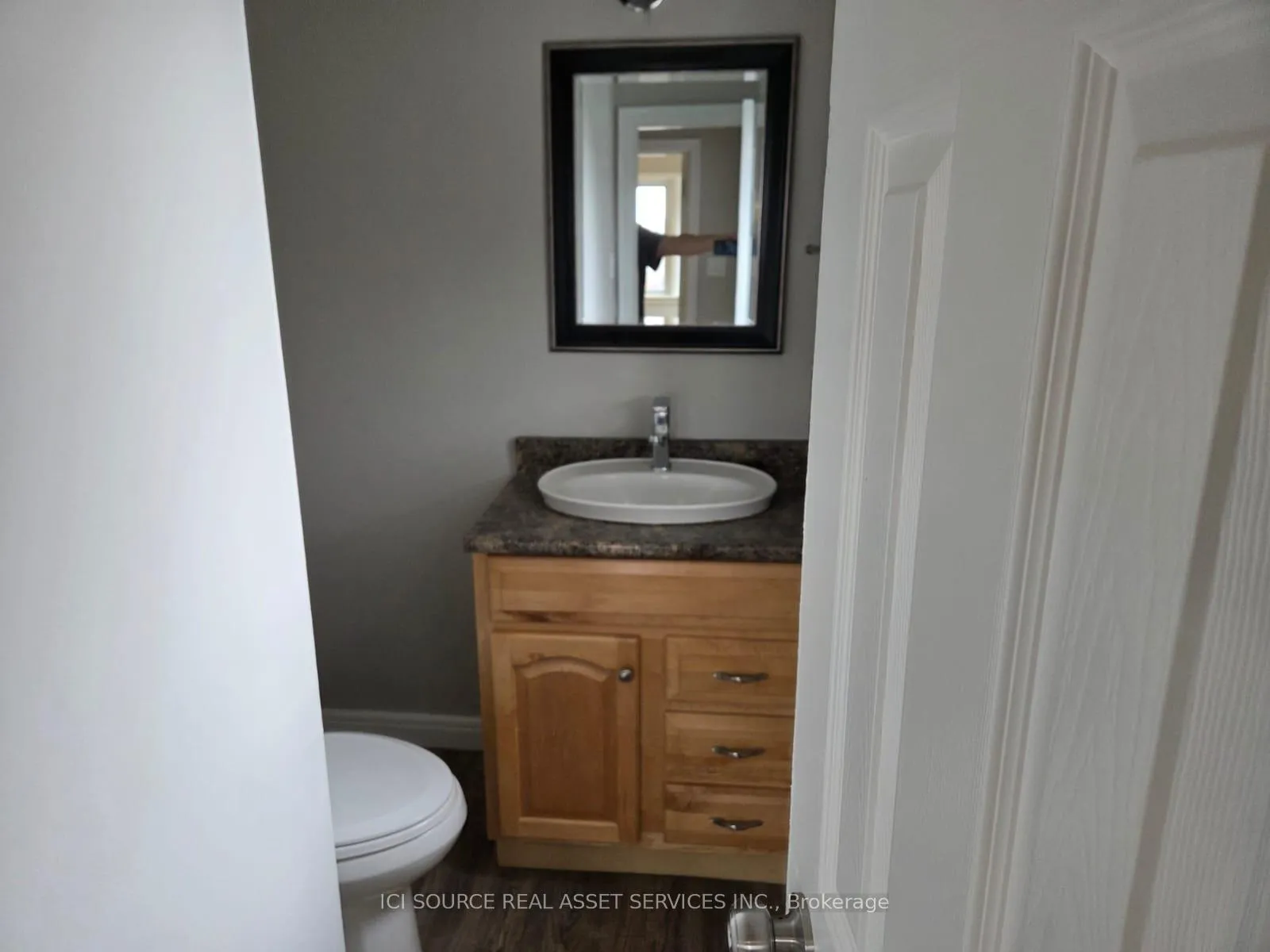Photo 12 of 30 Sunnycrest Drive, Ottawa, City View/Skyline/Fisher Heights/Parkwood Hills — HOMEH