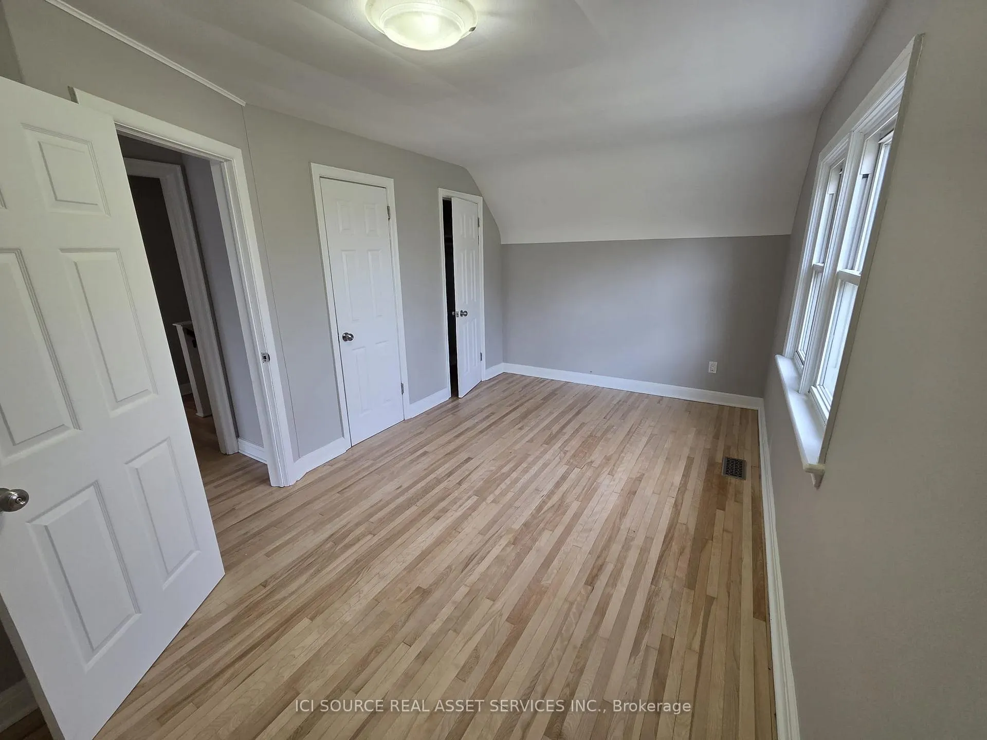 Photo 18 of 30 Sunnycrest Drive, Ottawa, City View/Skyline/Fisher Heights/Parkwood Hills — HOMEH