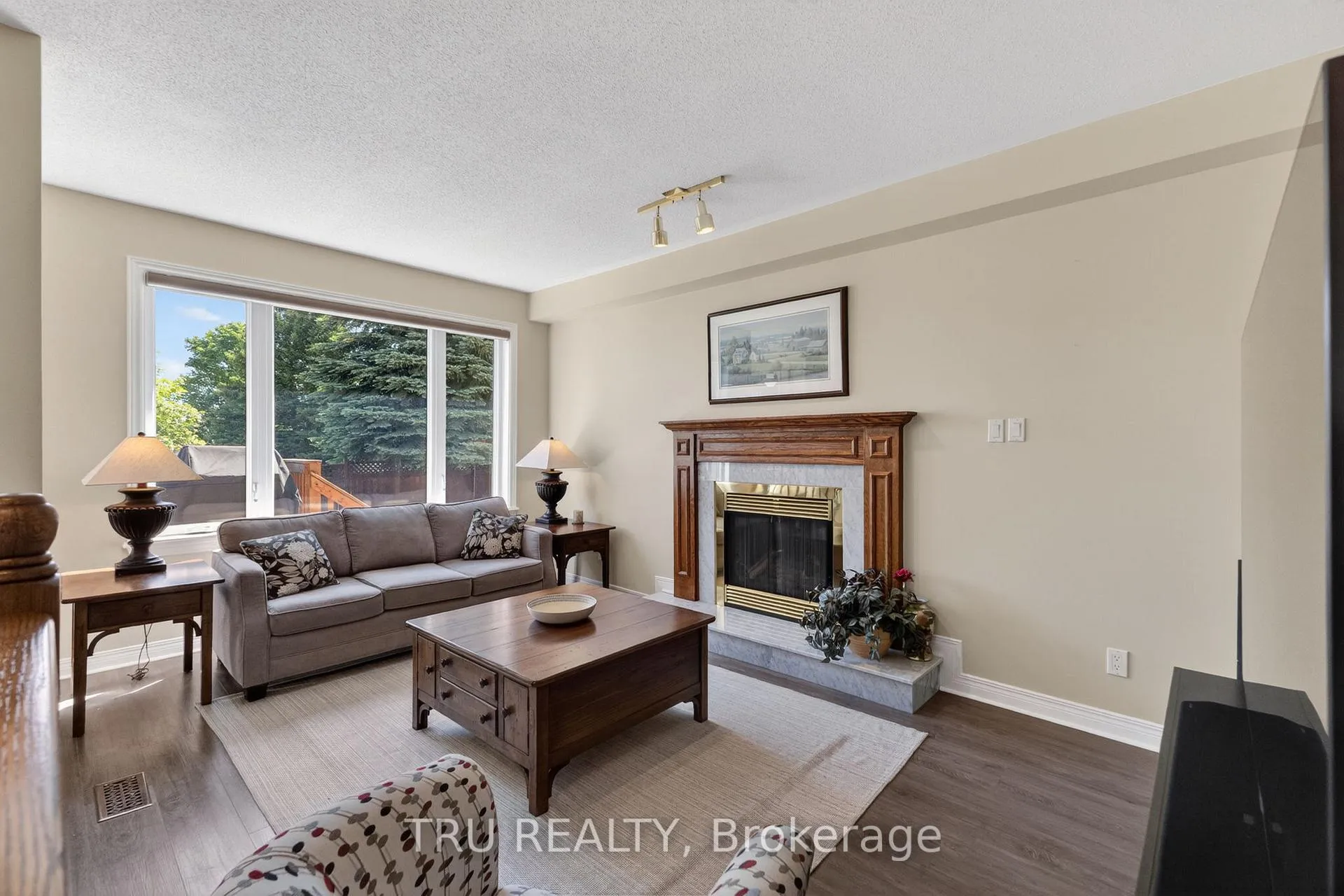 Photo 9 of 110 Grenadier Way, Ottawa, Barrhaven - Longfields — HOMEH