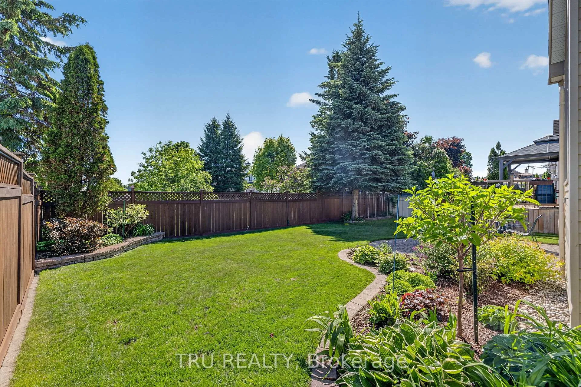 Photo 31 of 110 Grenadier Way, Ottawa, Barrhaven - Longfields — HOMEH