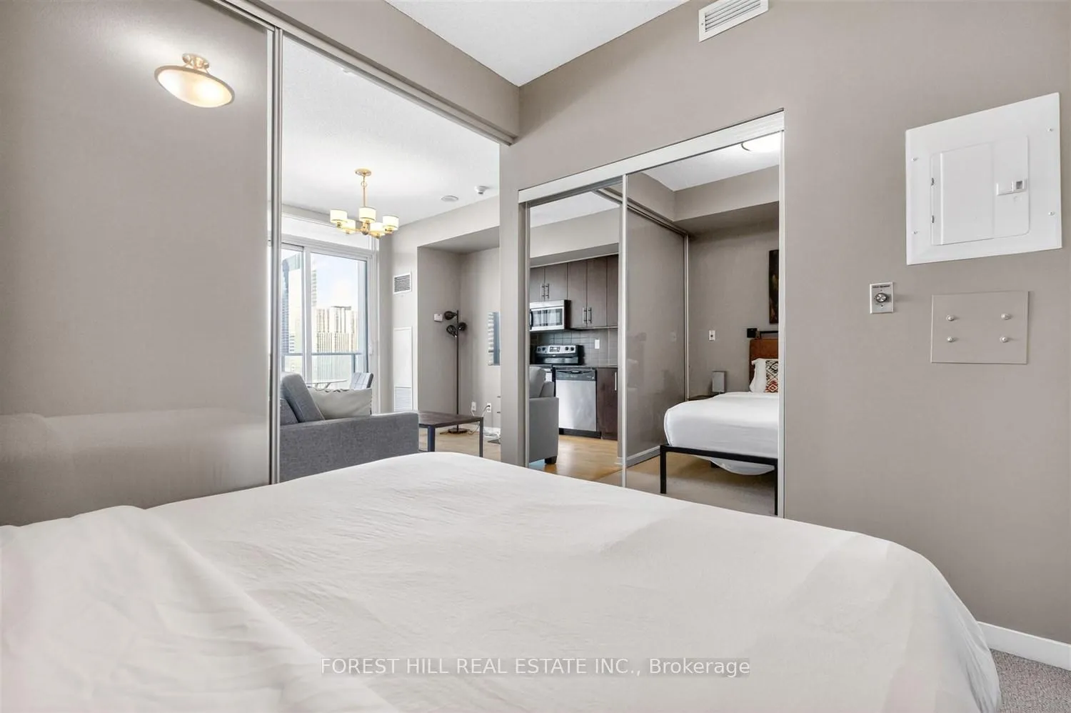 Photo 14 of Unit 4607, 65 Bremner Boulevard, Toronto, Waterfront Communities — HOMEH