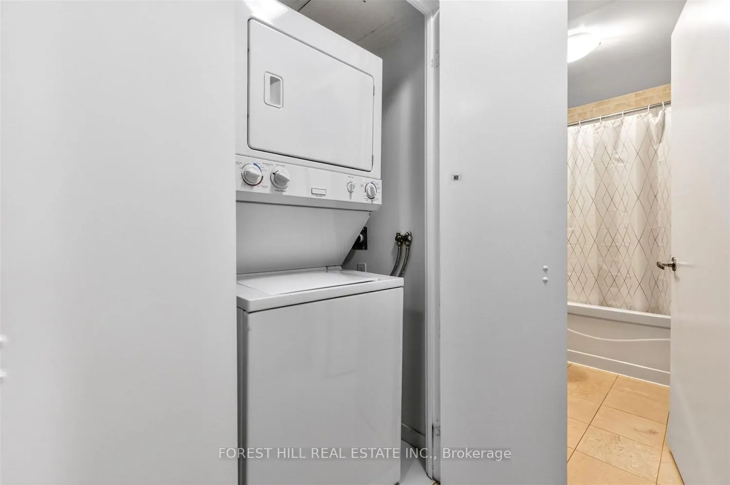 Photo 16 of Unit 4607, 65 Bremner Boulevard, Toronto, Waterfront Communities — HOMEH