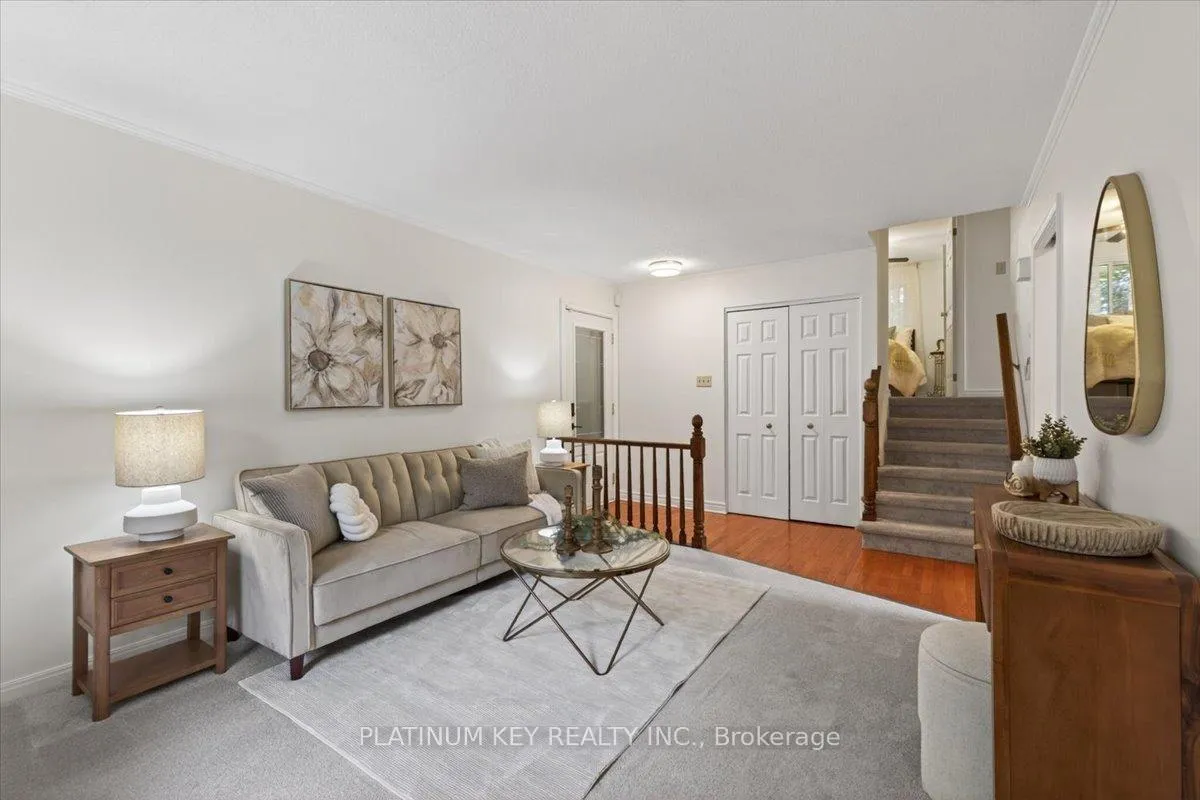 Photo 4 of 176 Dearborn Avenue, London, South K — HOMEH