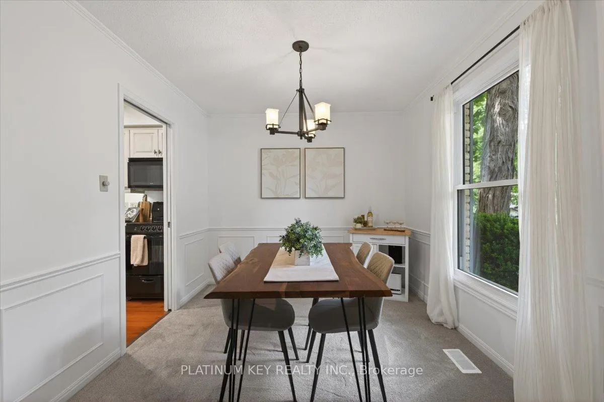 Photo 9 of 176 Dearborn Avenue, London, South K — HOMEH