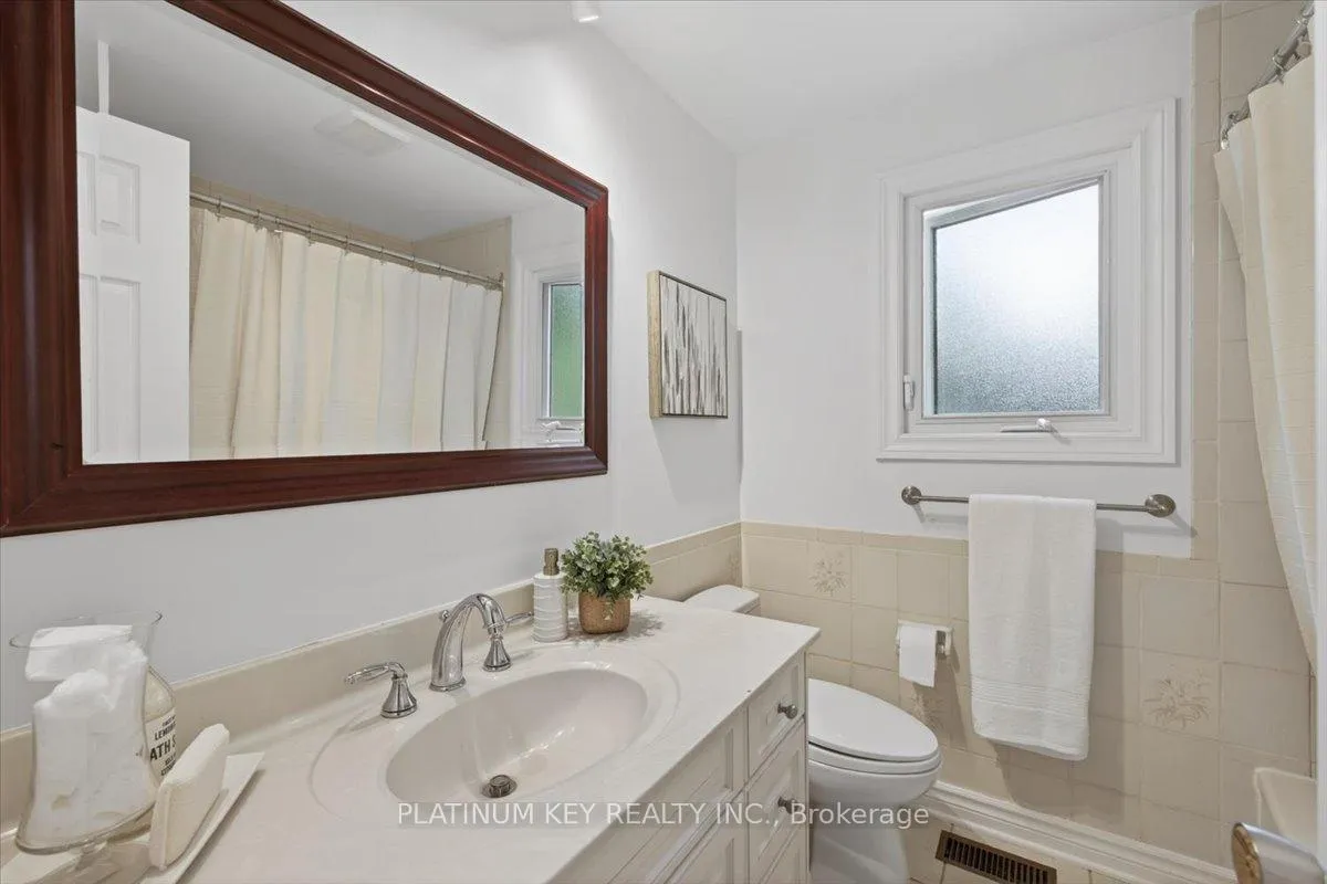 Photo 18 of 176 Dearborn Avenue, London, South K — HOMEH