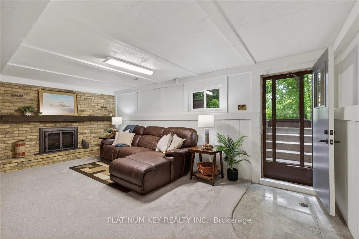 Photo 19 of 176 Dearborn Avenue, London, South K — HOMEH