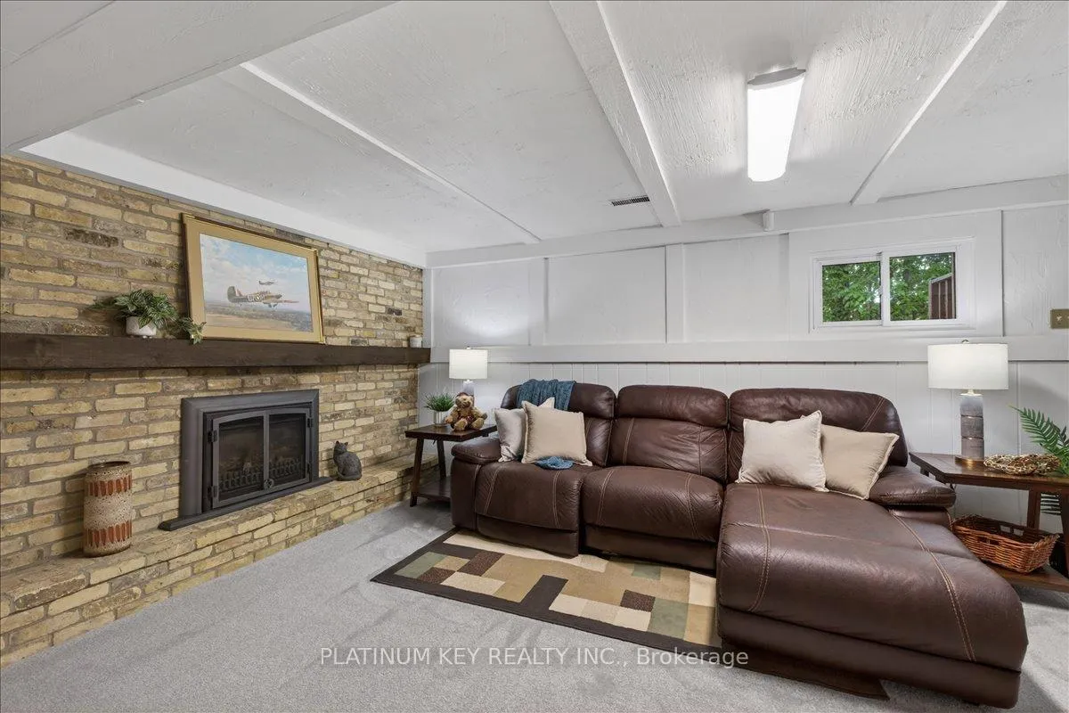 Photo 21 of 176 Dearborn Avenue, London, South K — HOMEH