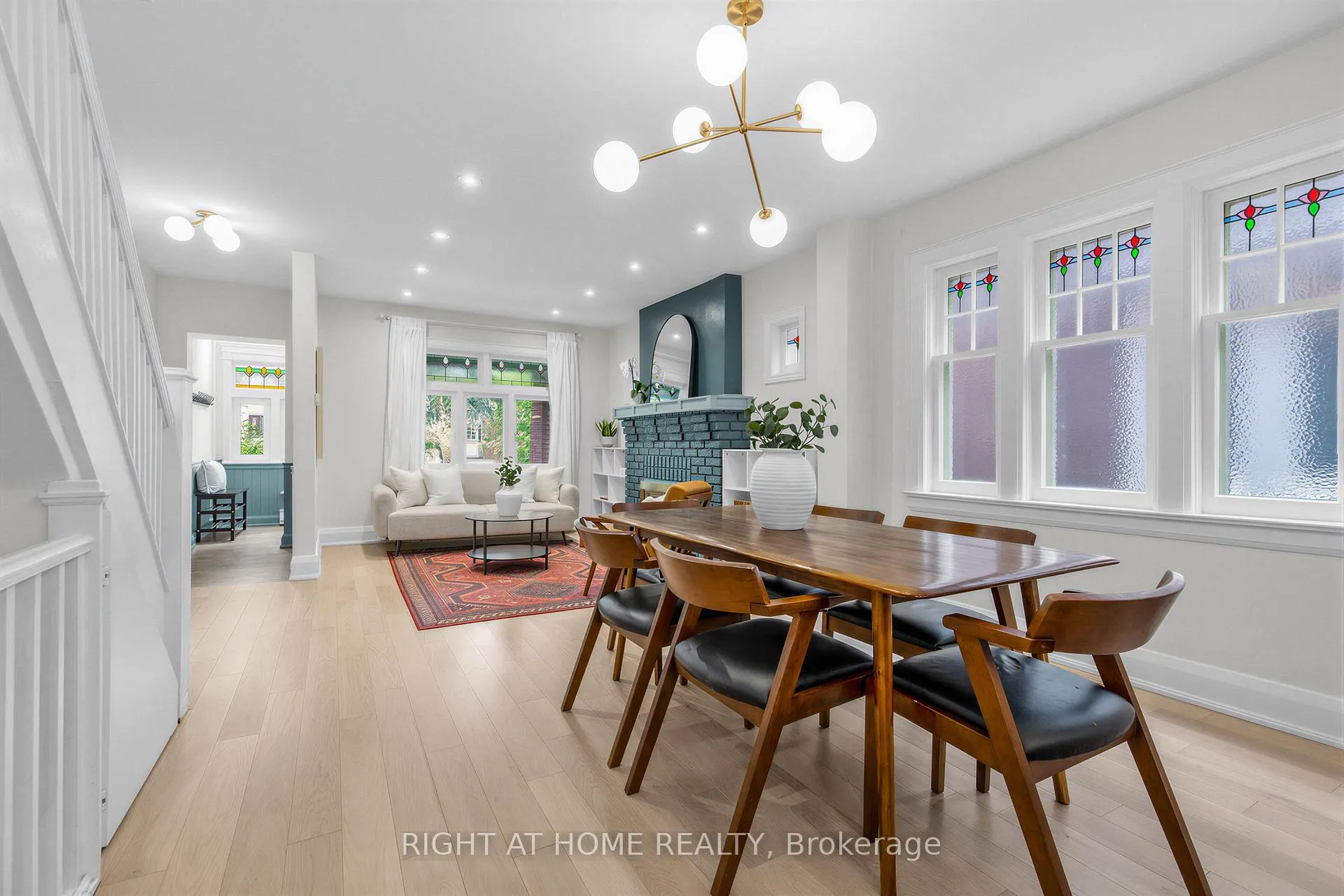 Photo 3 of 1022 Mount Pleasant Road, Toronto, Mount Pleasant East — HOMEH