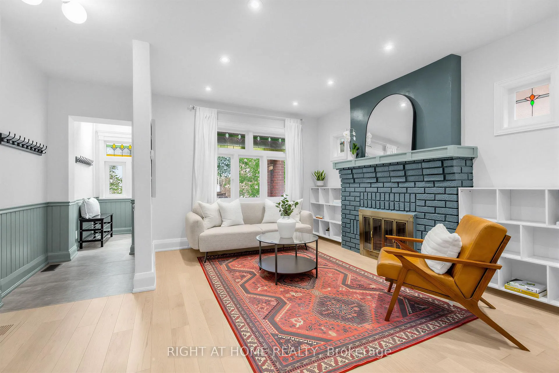 Photo 5 of 1022 Mount Pleasant Road, Toronto, Mount Pleasant East — HOMEH