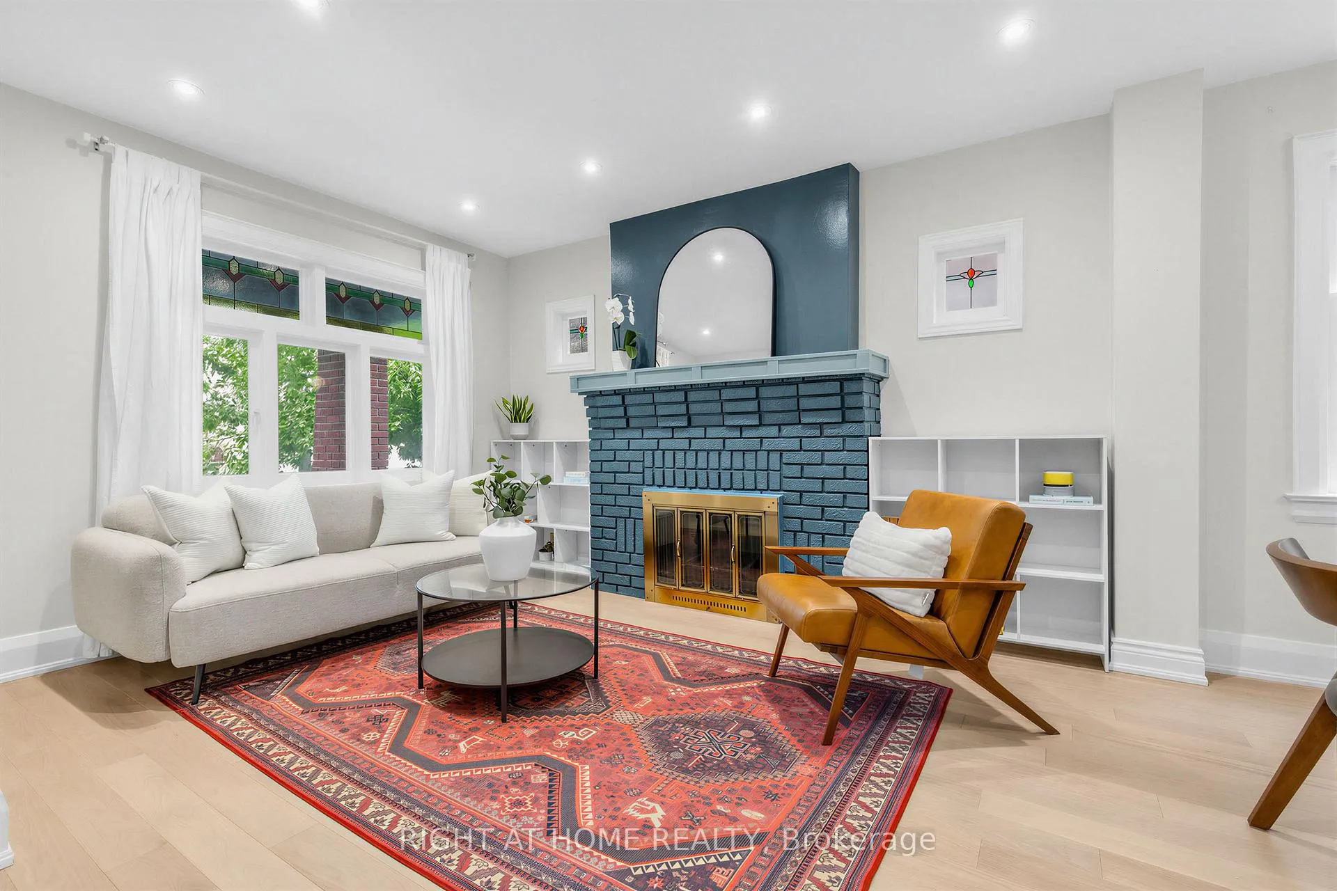 Photo 6 of 1022 Mount Pleasant Road, Toronto, Mount Pleasant East — HOMEH