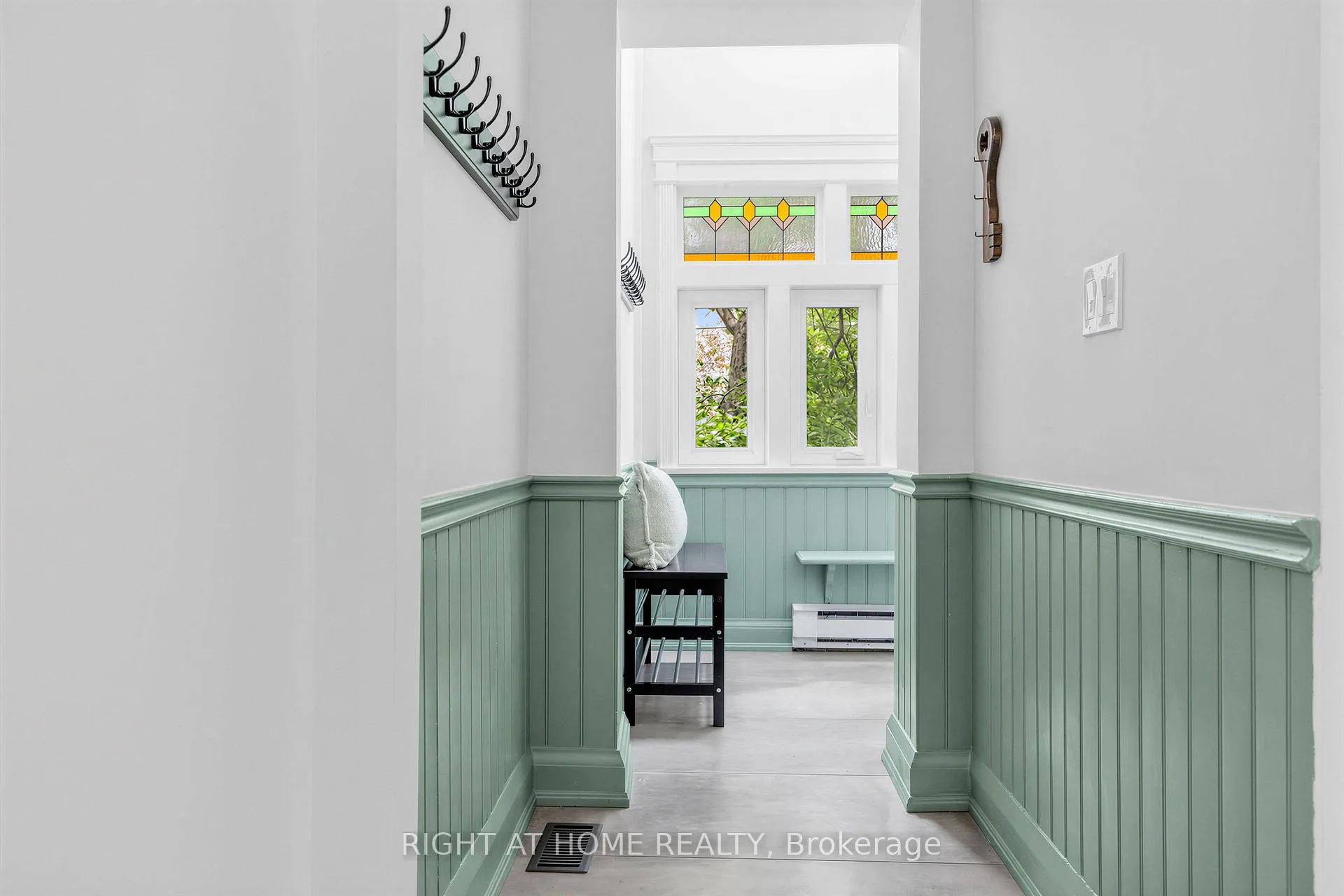 Photo 15 of 1022 Mount Pleasant Road, Toronto, Mount Pleasant East — HOMEH