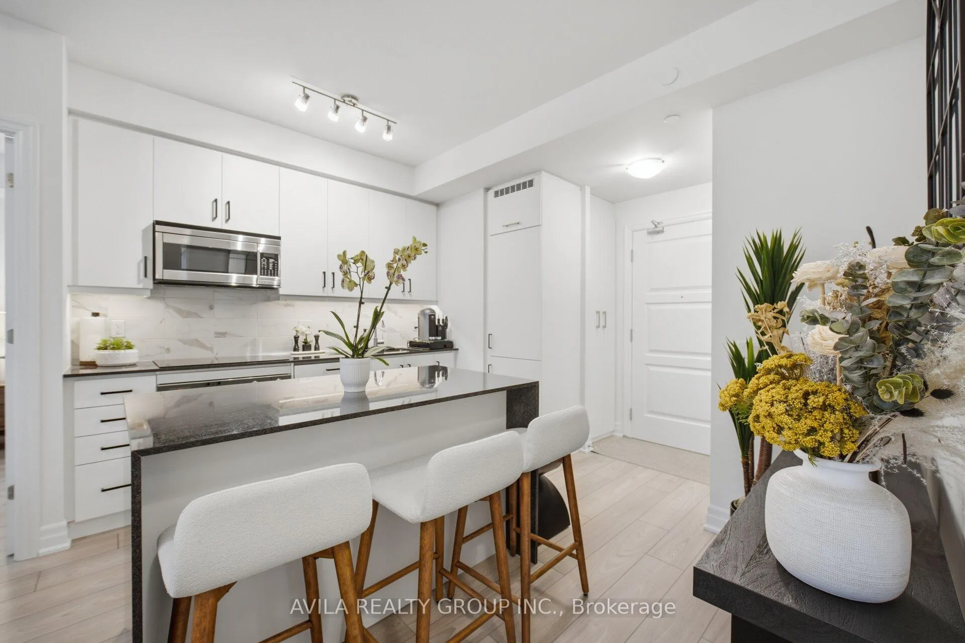 Photo 12 of 36 elm Drive, Mississauga, Fairview — HOMEH