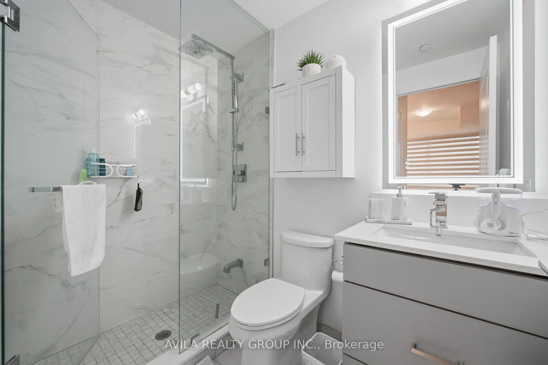 Photo 18 of 36 elm Drive, Mississauga, Fairview — HOMEH