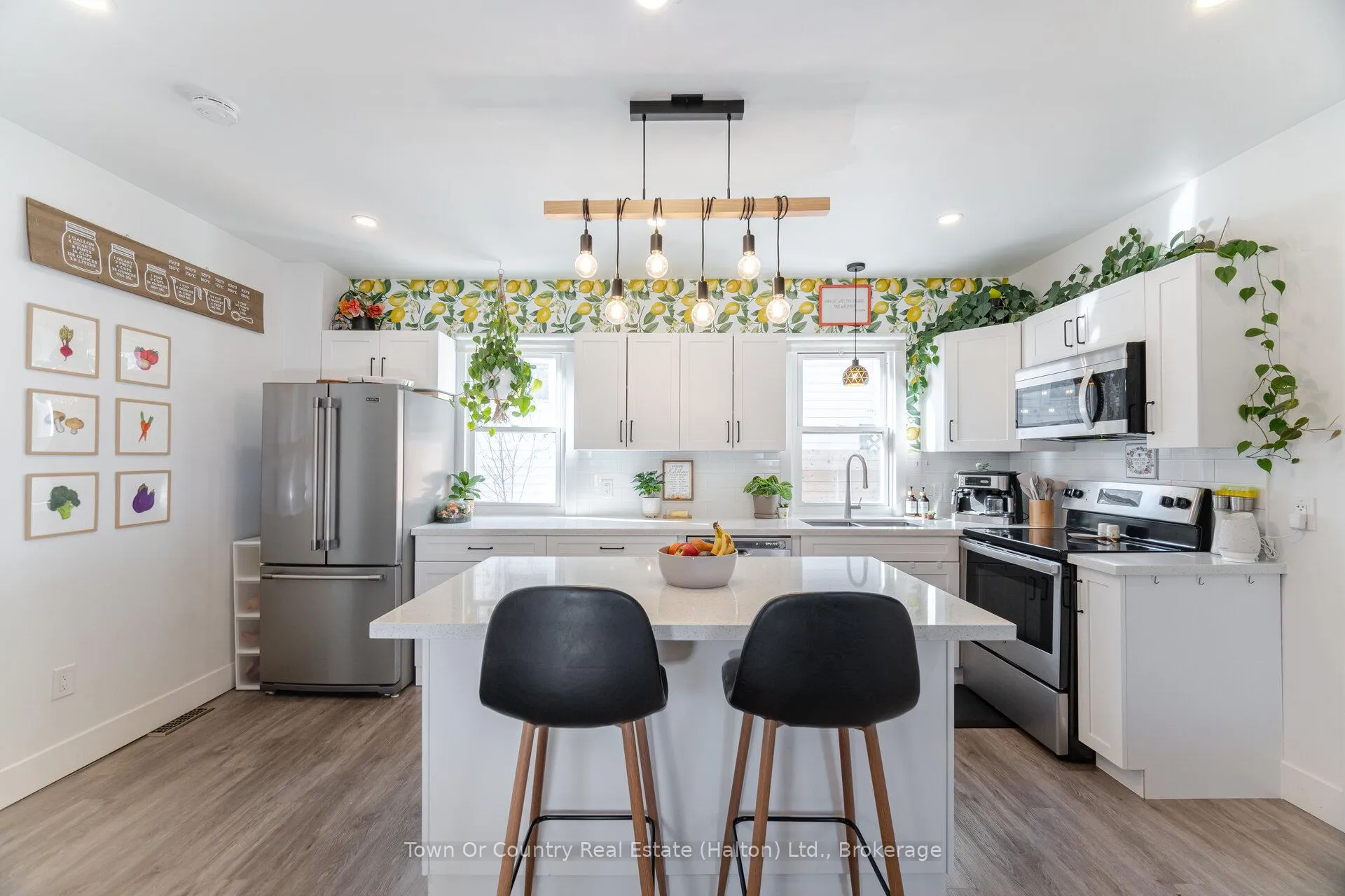 Photo 1 of 23 Prince Street, St. Catharines, E. Chester — HOMEH